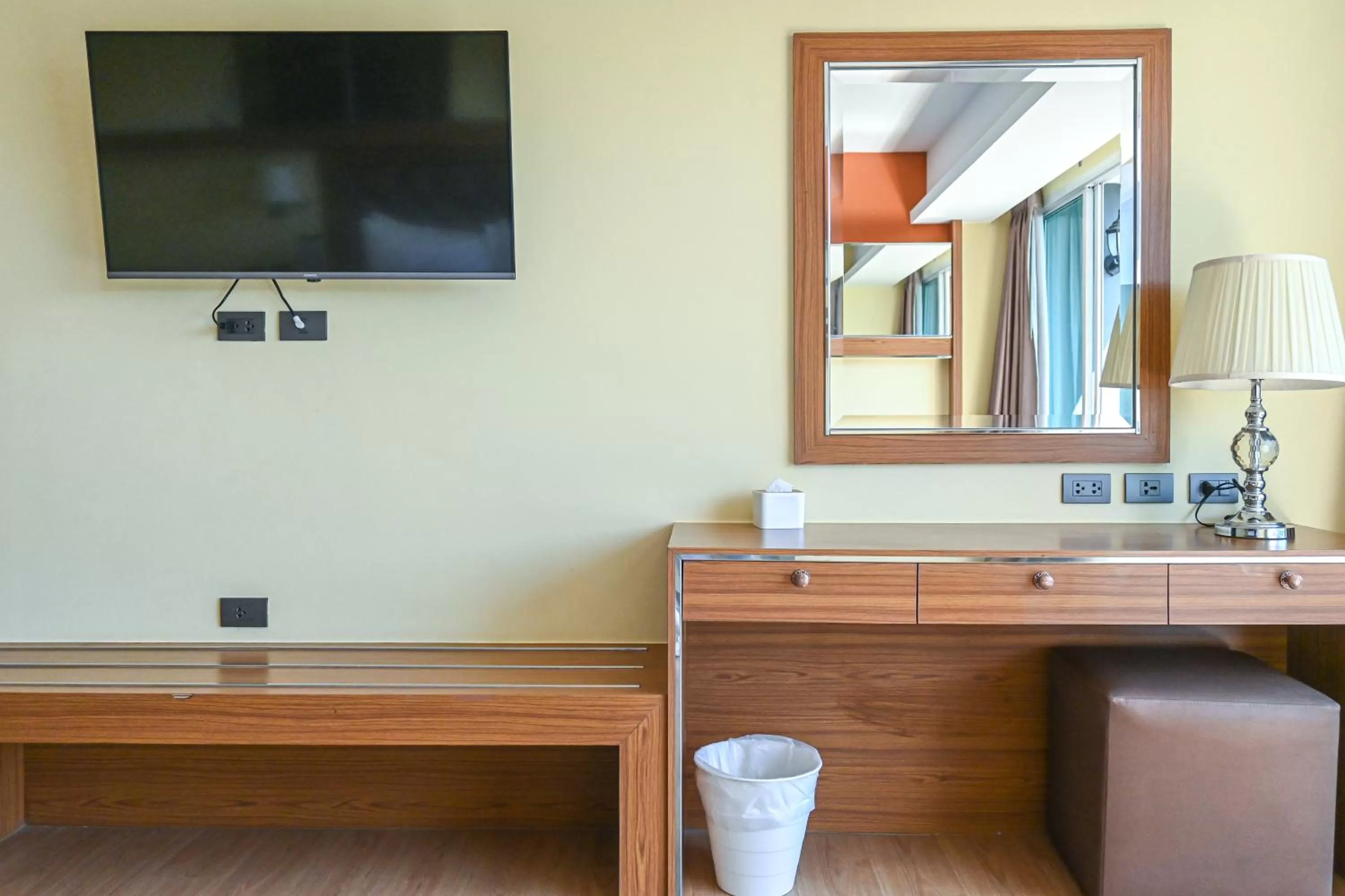 Photo of the whole room in Golden Sea Hua Hin - SHA Extra Plus