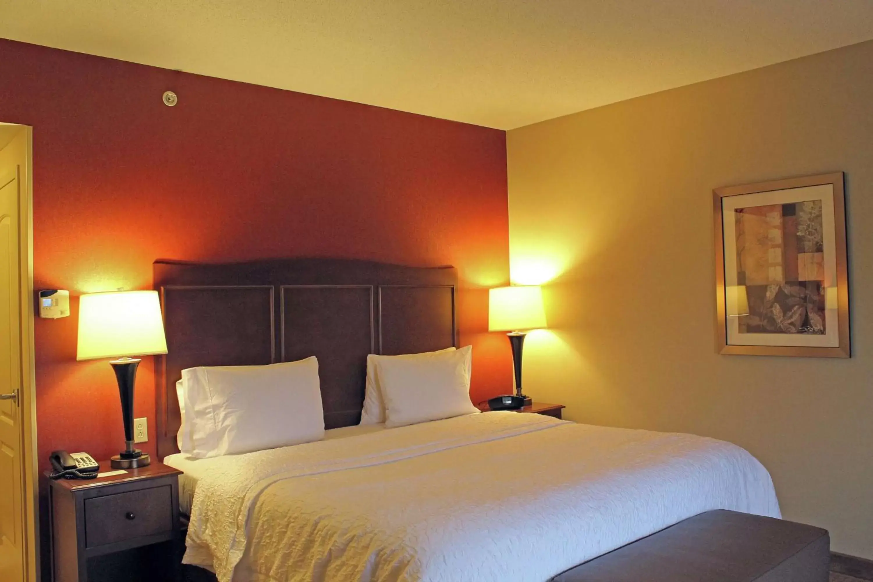 Bed in Hampton Inn & Suites - Saint Louis South Interstate 55