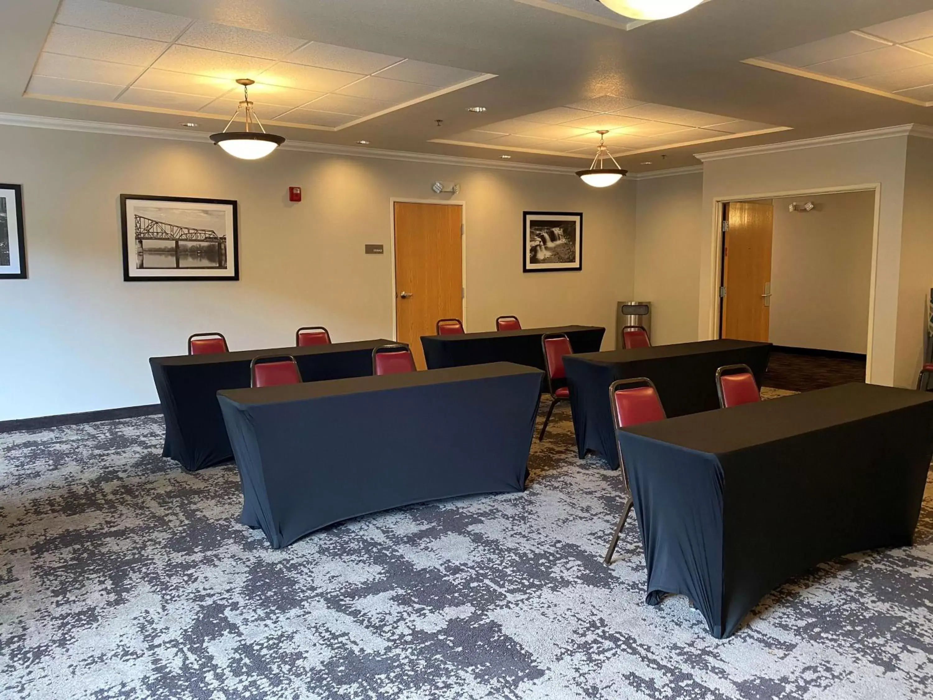 Meeting/conference room in Best Western Windsor Inn and Suites