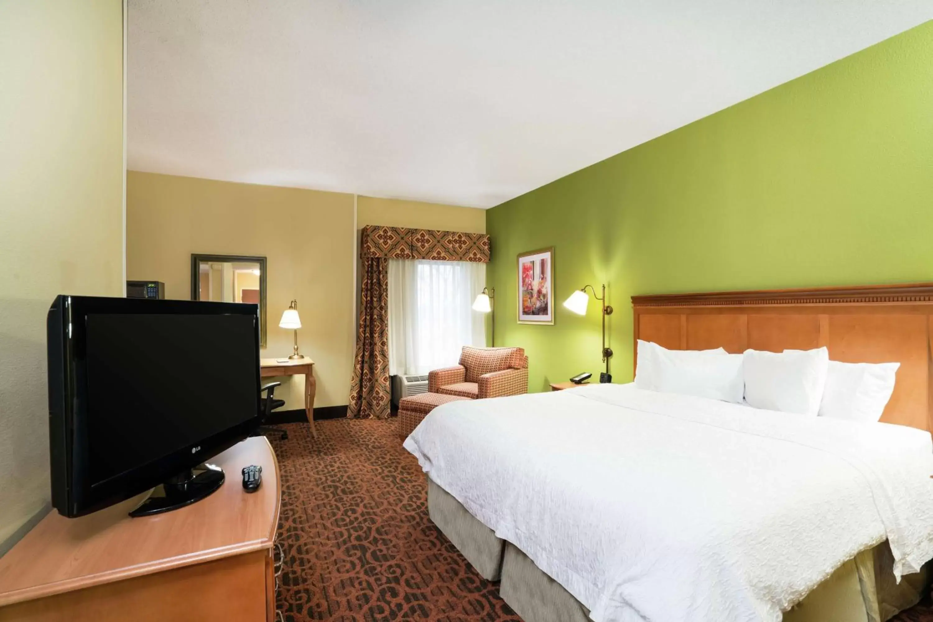 Bedroom in Hampton Inn Bardstown Bedroom in Hampton Inn Bardstown