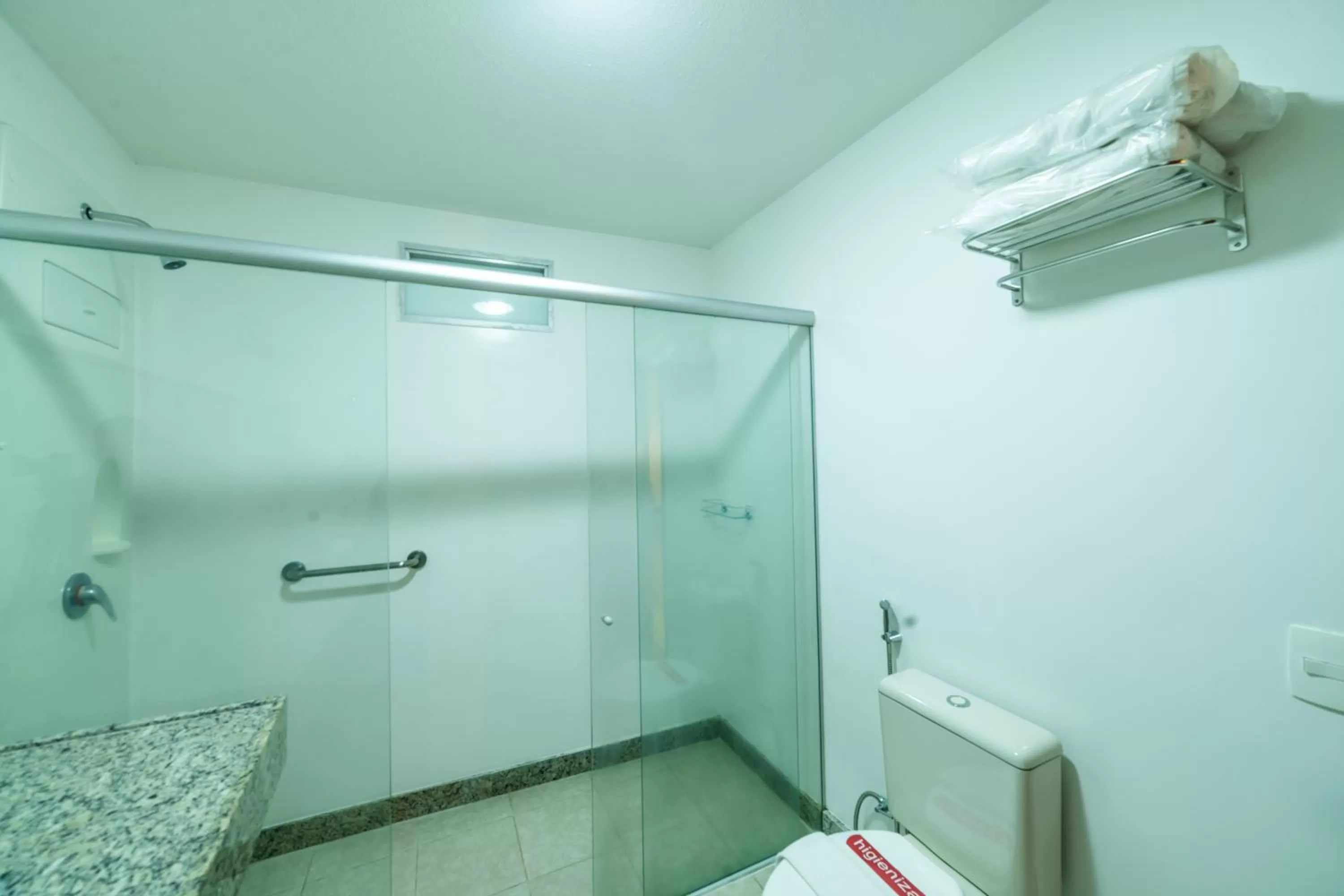 Bathroom in Hotel Praia Centro