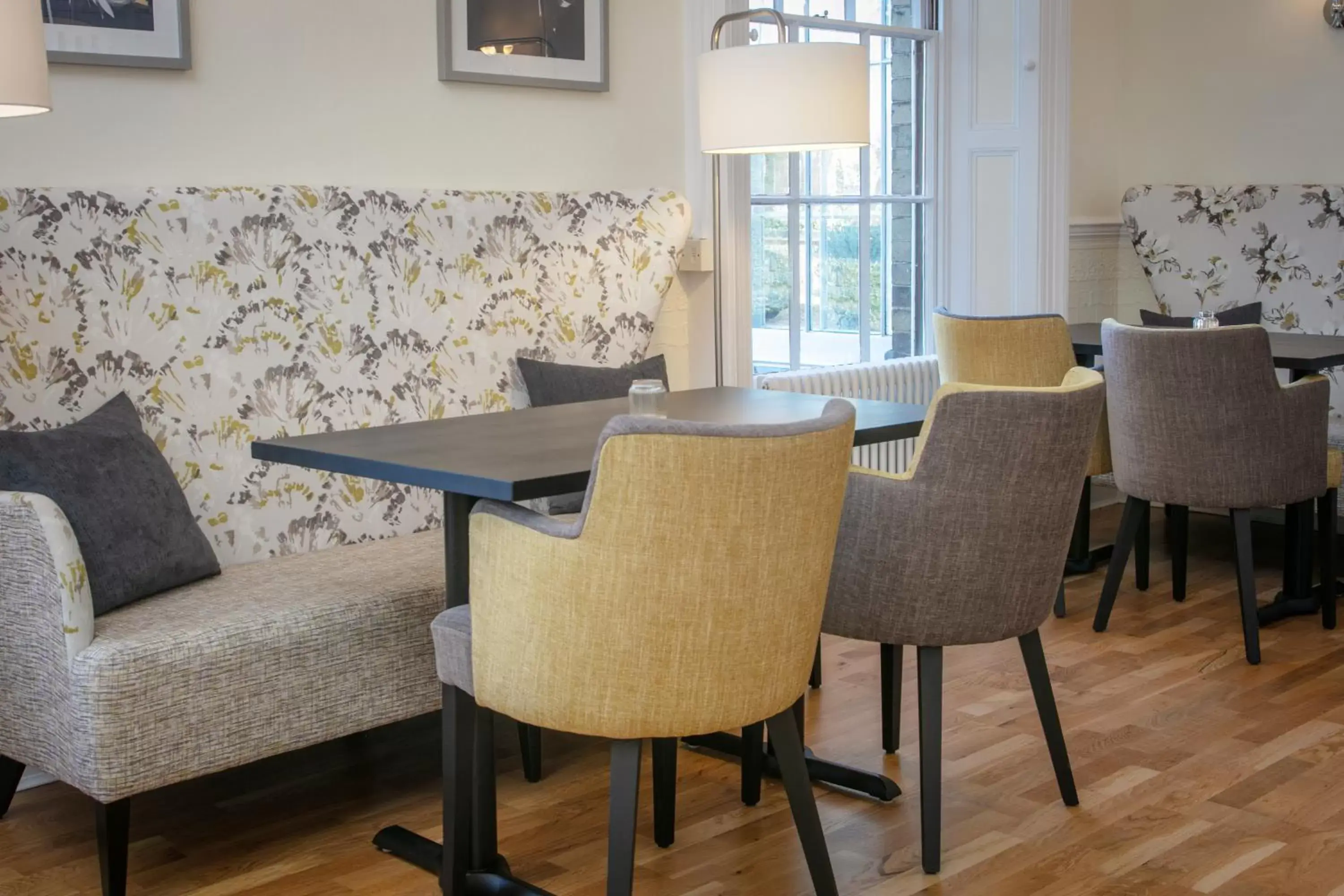 Lounge or bar, Restaurant/Places to Eat in Best Western Annesley House Hotel