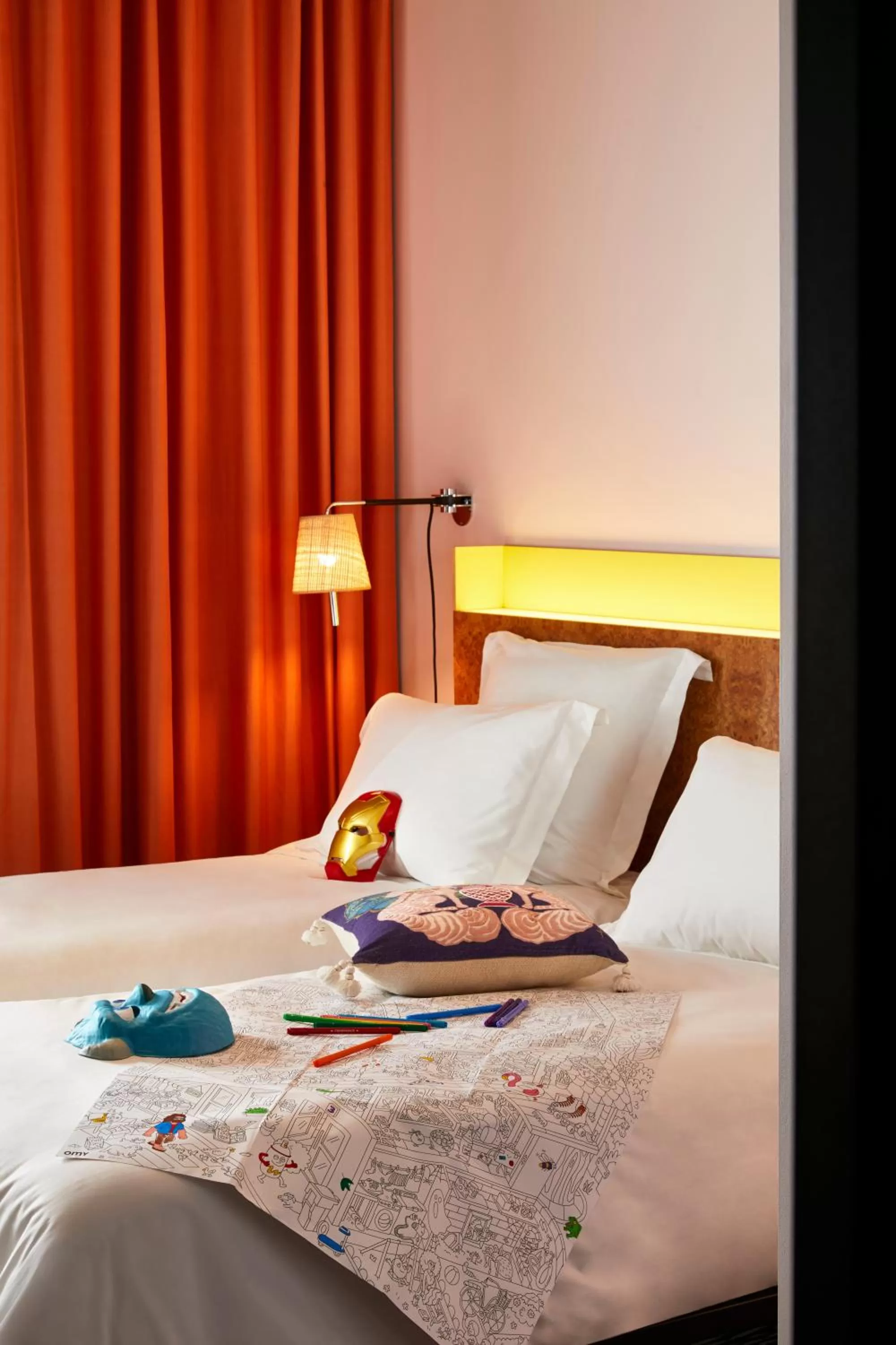 Bed in Mama Shelter Lille