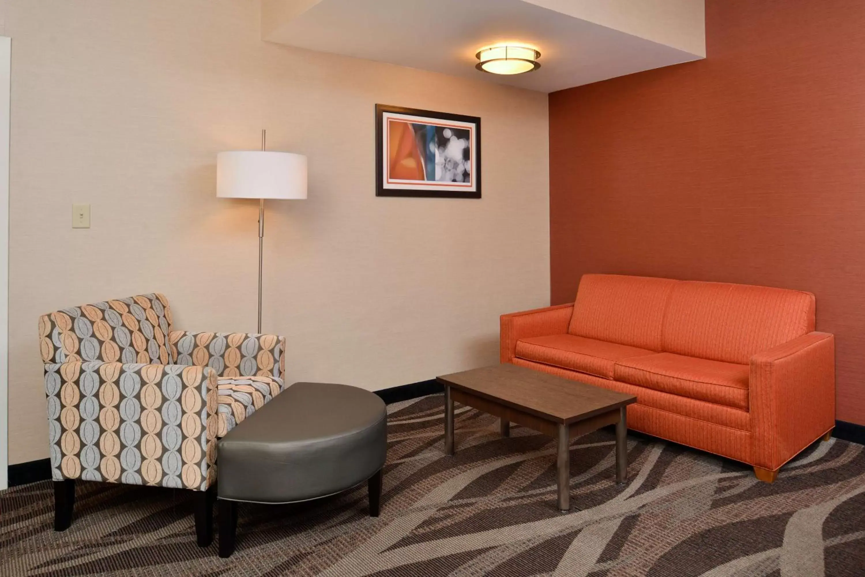 Photo of the whole room, Seating Area in Best Western Plus University Inn