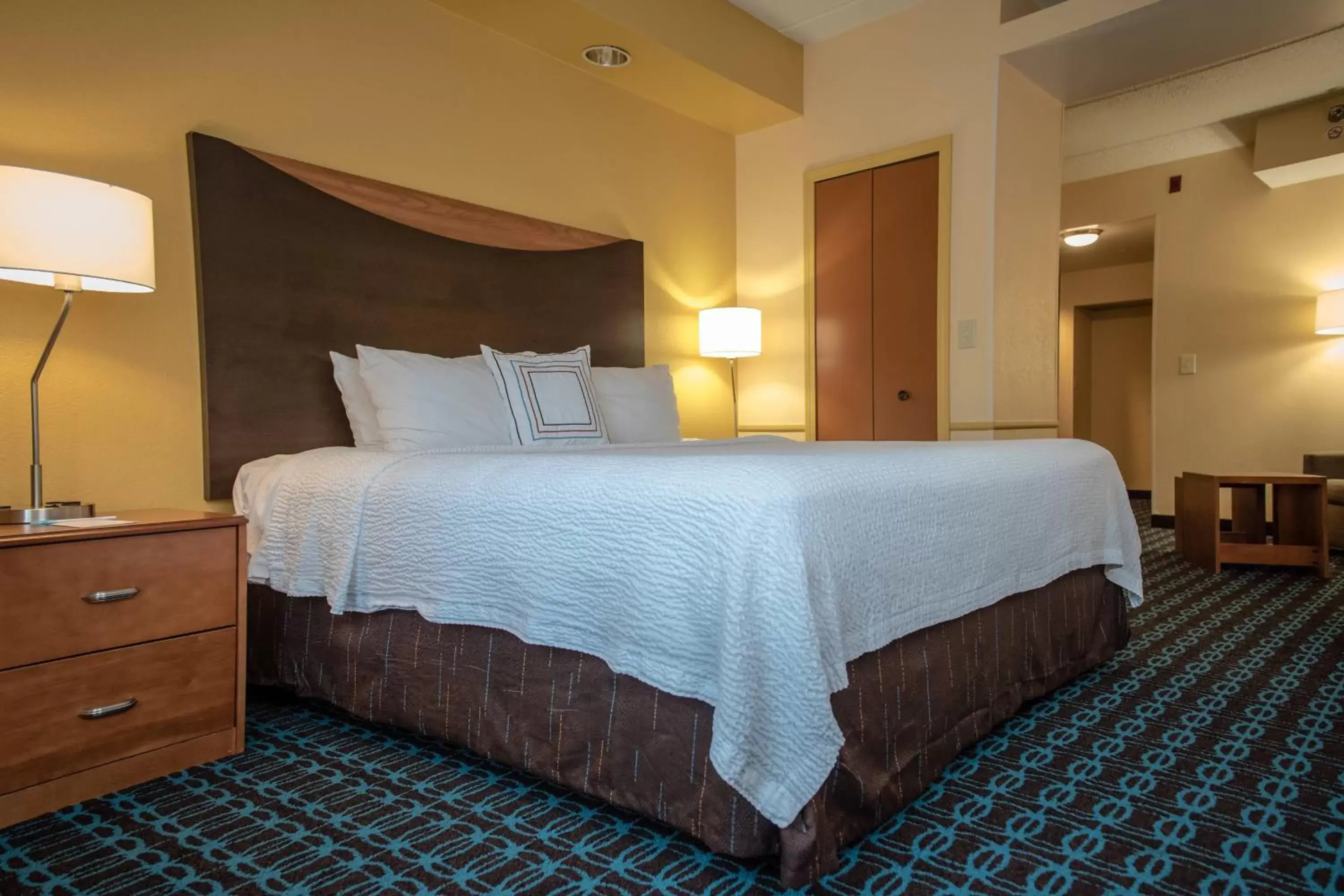 Bedroom, Bed in Fairfield Inn & Suites by Marriott Knoxville/East