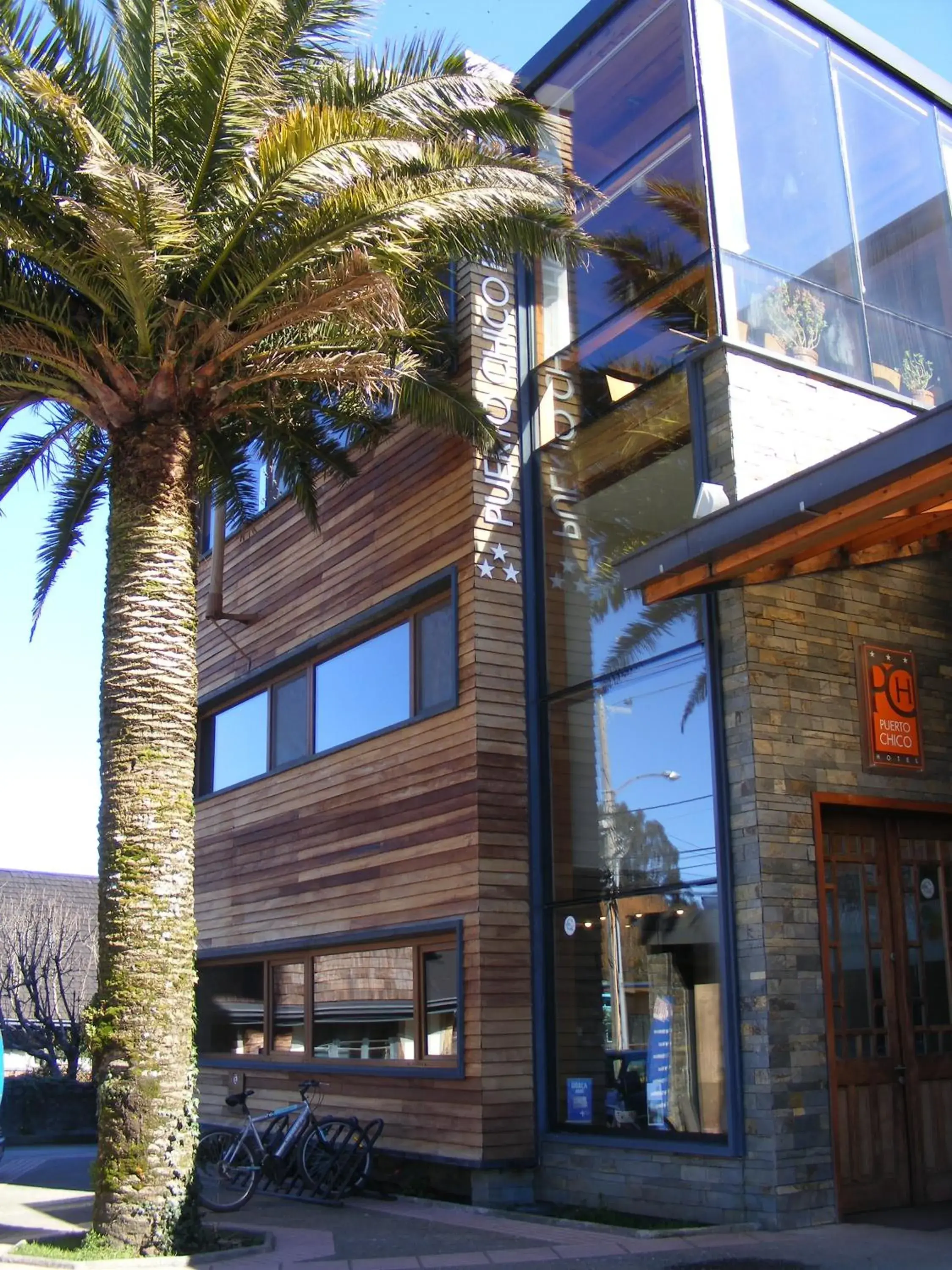 Facade/entrance, Property Building in Puerto Chico Hotel