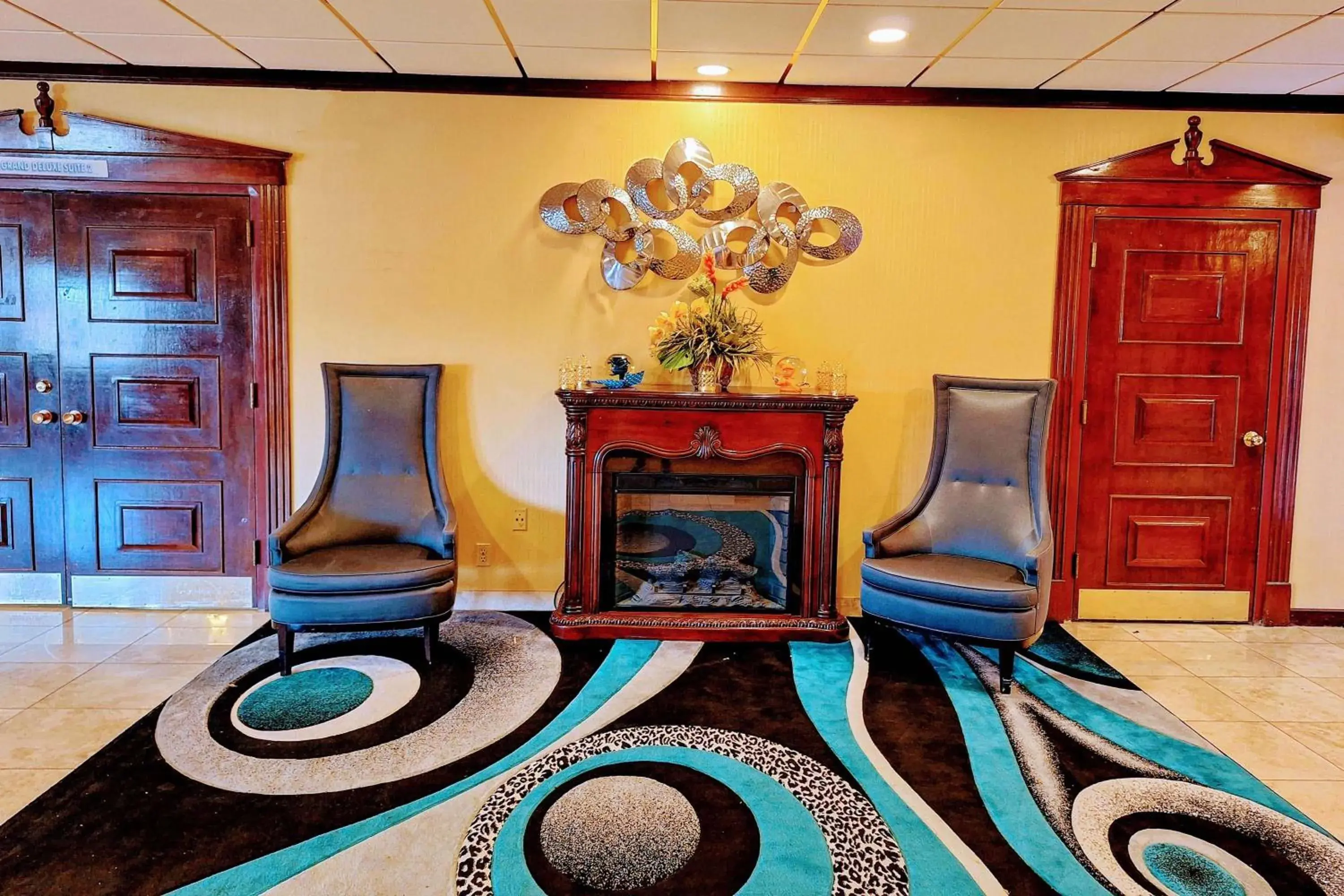 Lobby or reception in Travelodge by Wyndham Indianapolis Speedway Lobby or reception in Travelodge by Wyndham Indianapolis Speedway