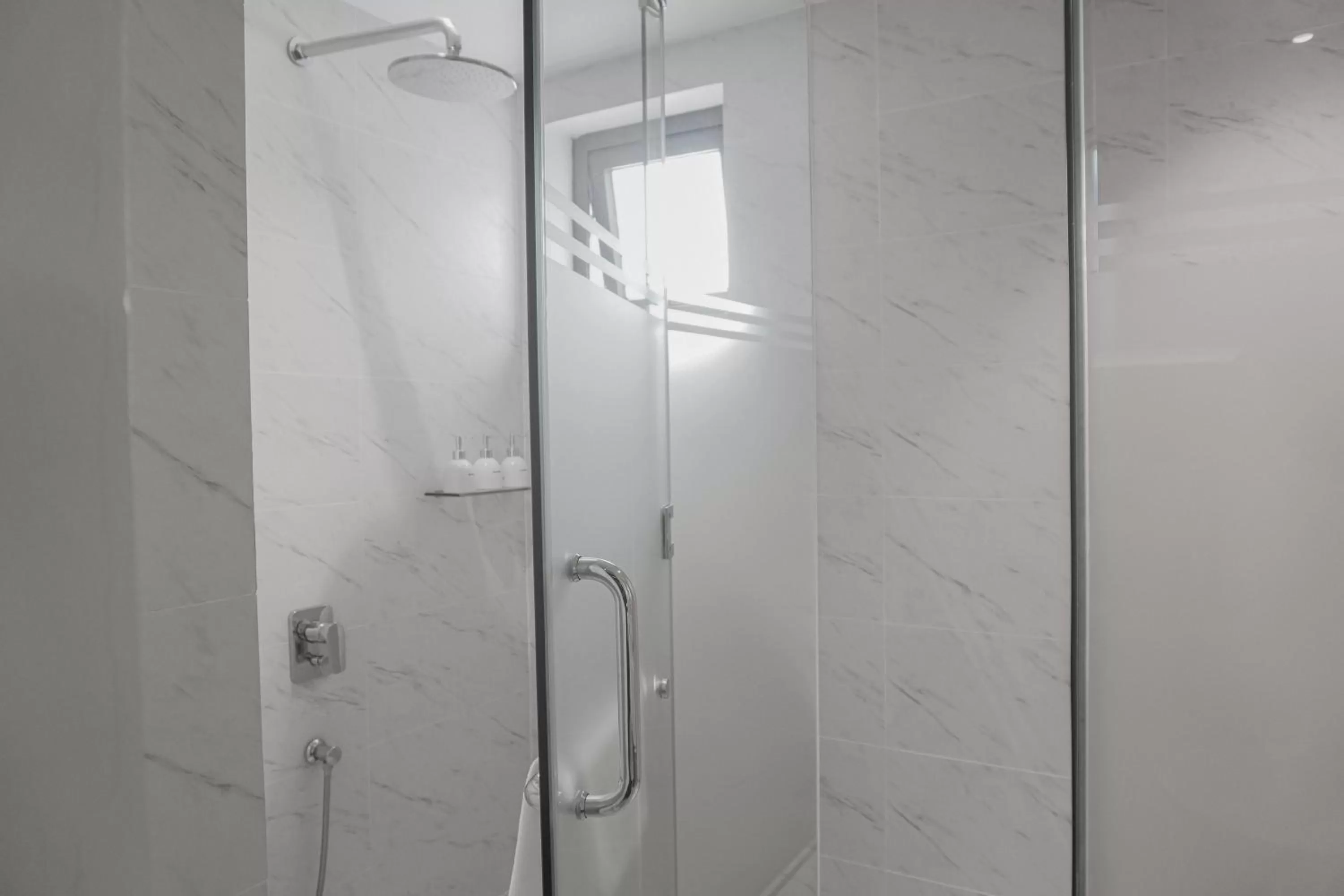 Bathroom in M Village Hotel Tôn Thất Đạm