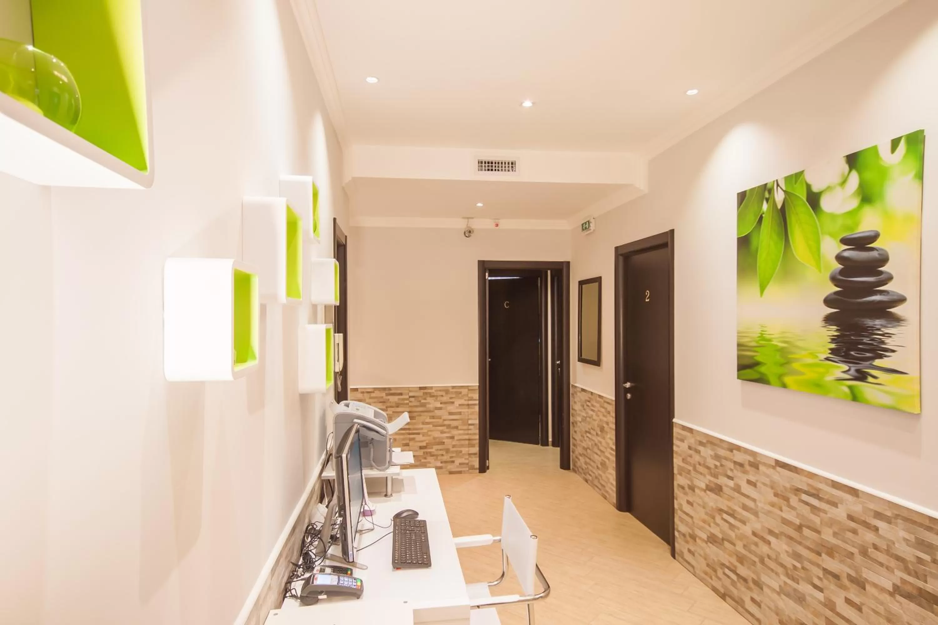 Decorative detail in Rome Kings Suite