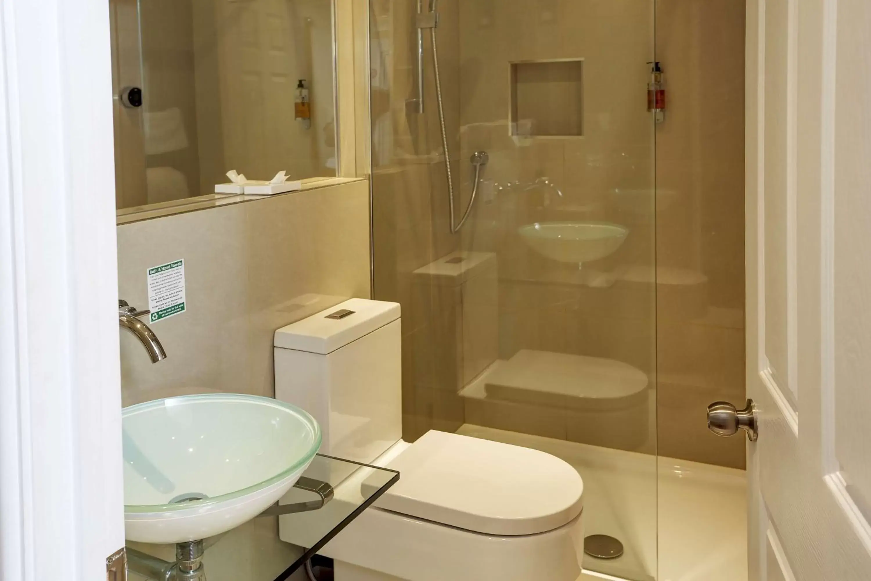 Photo of the whole room, Bathroom in Best Western Henbury Lodge Hotel