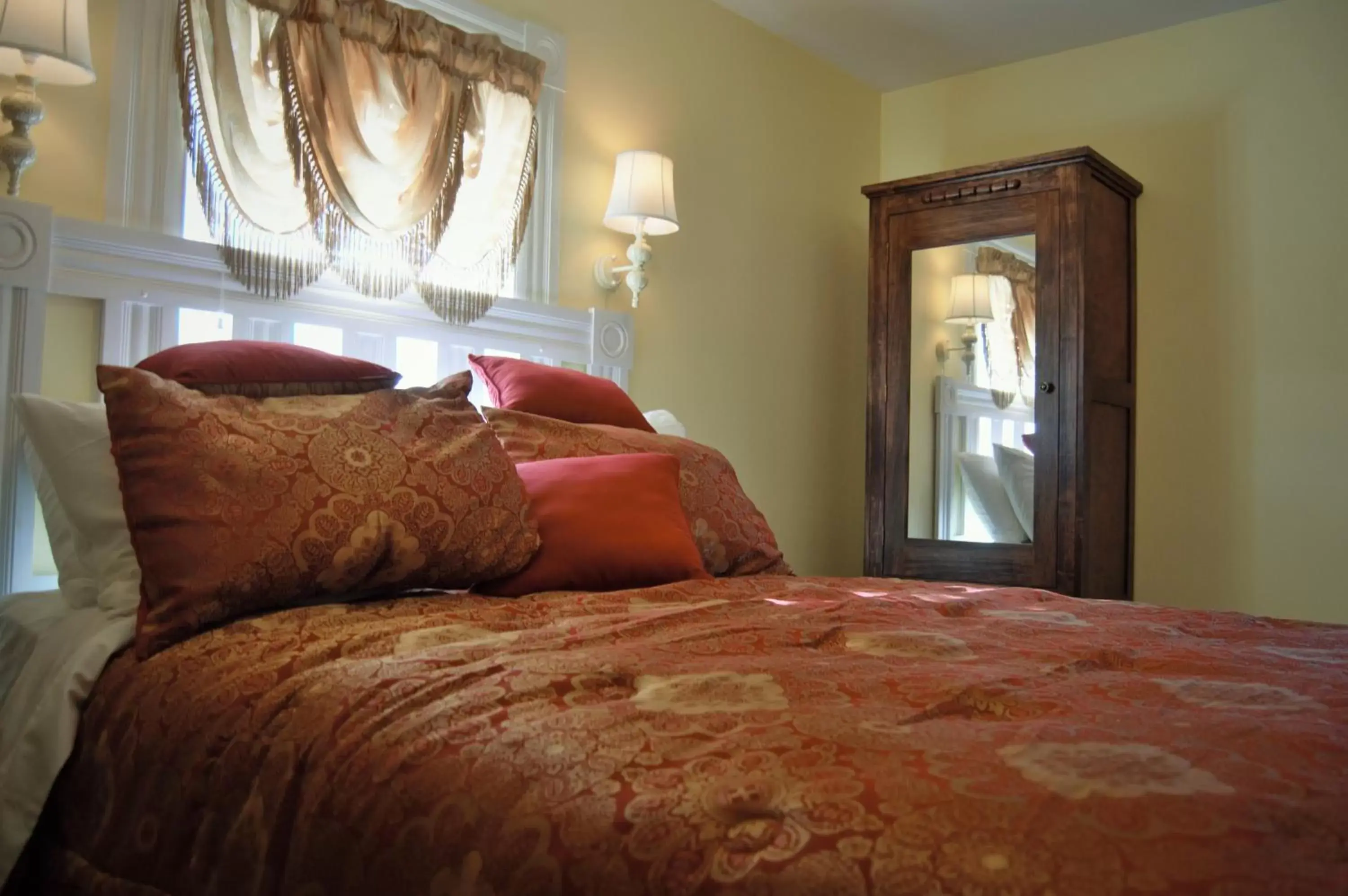 Bedroom, Bed in Hawksbill House - (Adults Only)