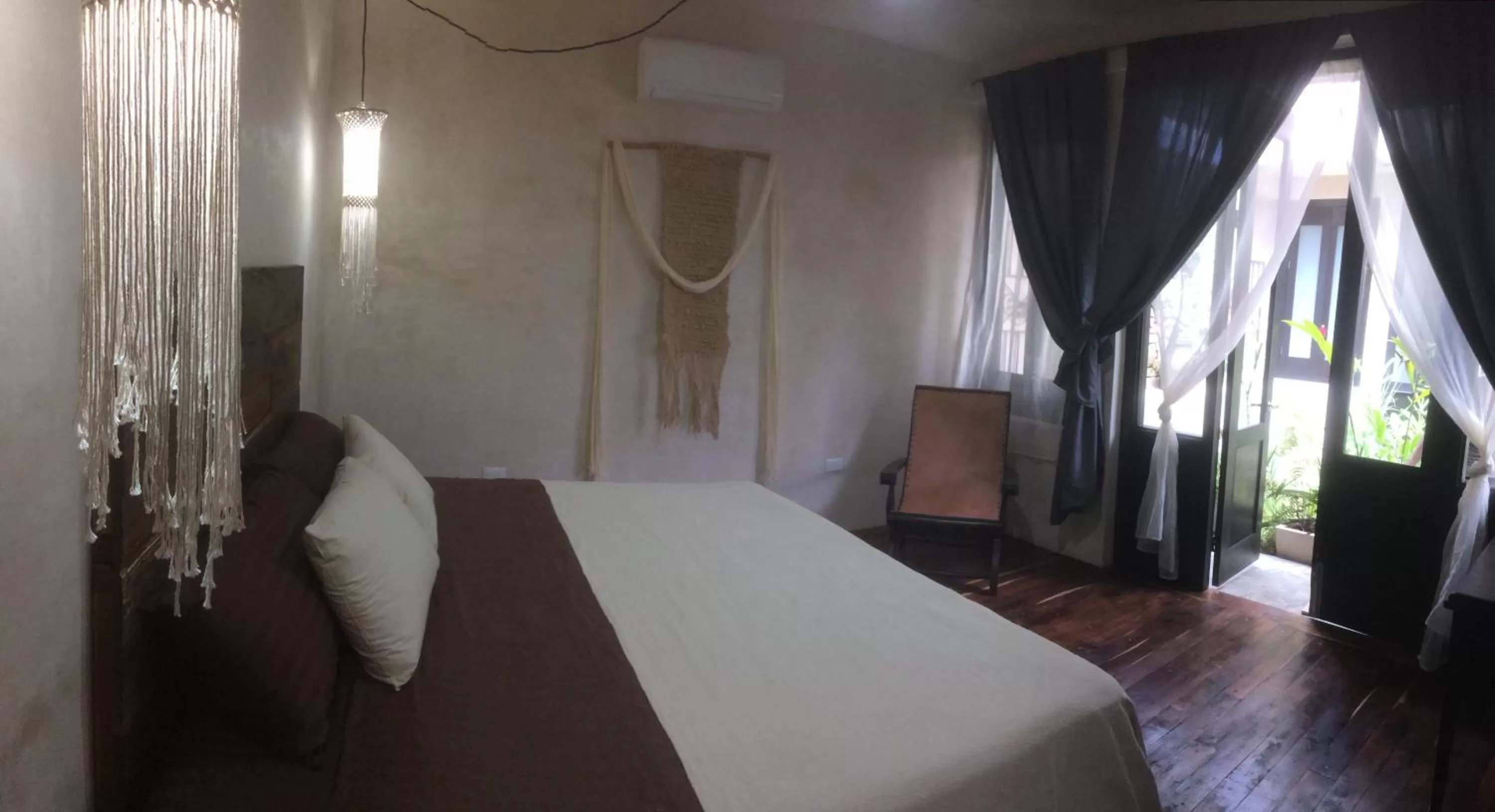 Bed in La Flor Casa Boutique