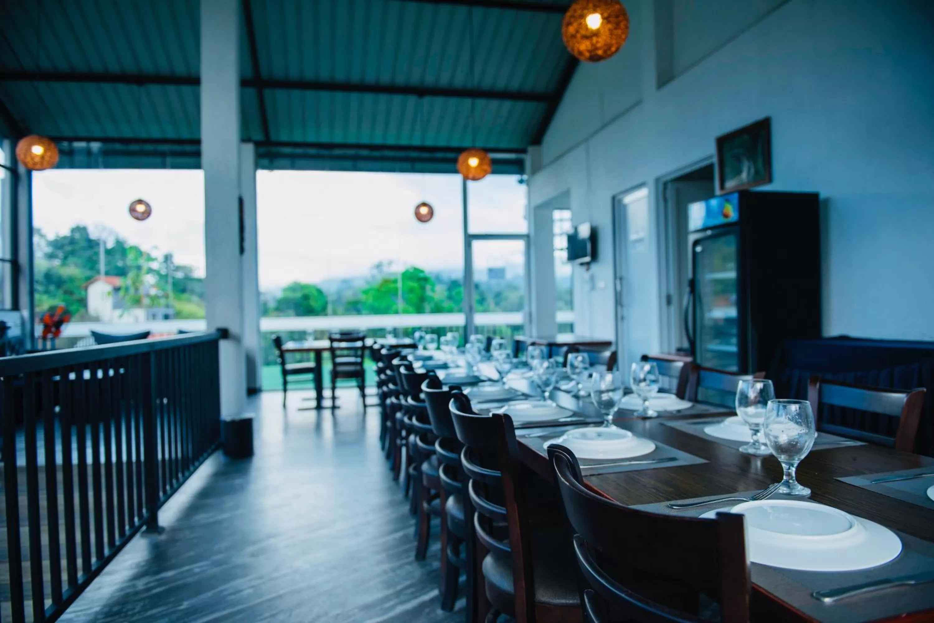 Restaurant/places to eat in 49 Ella