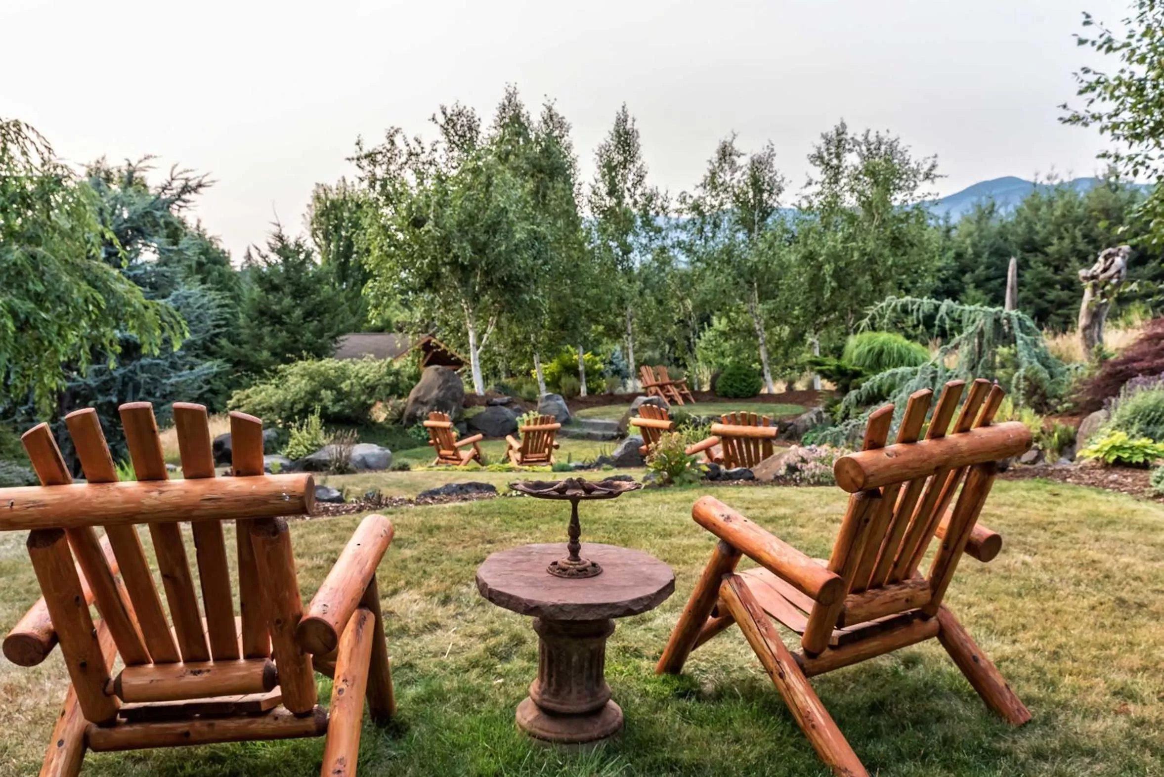 Garden view in Carson Ridge Luxury Cabins