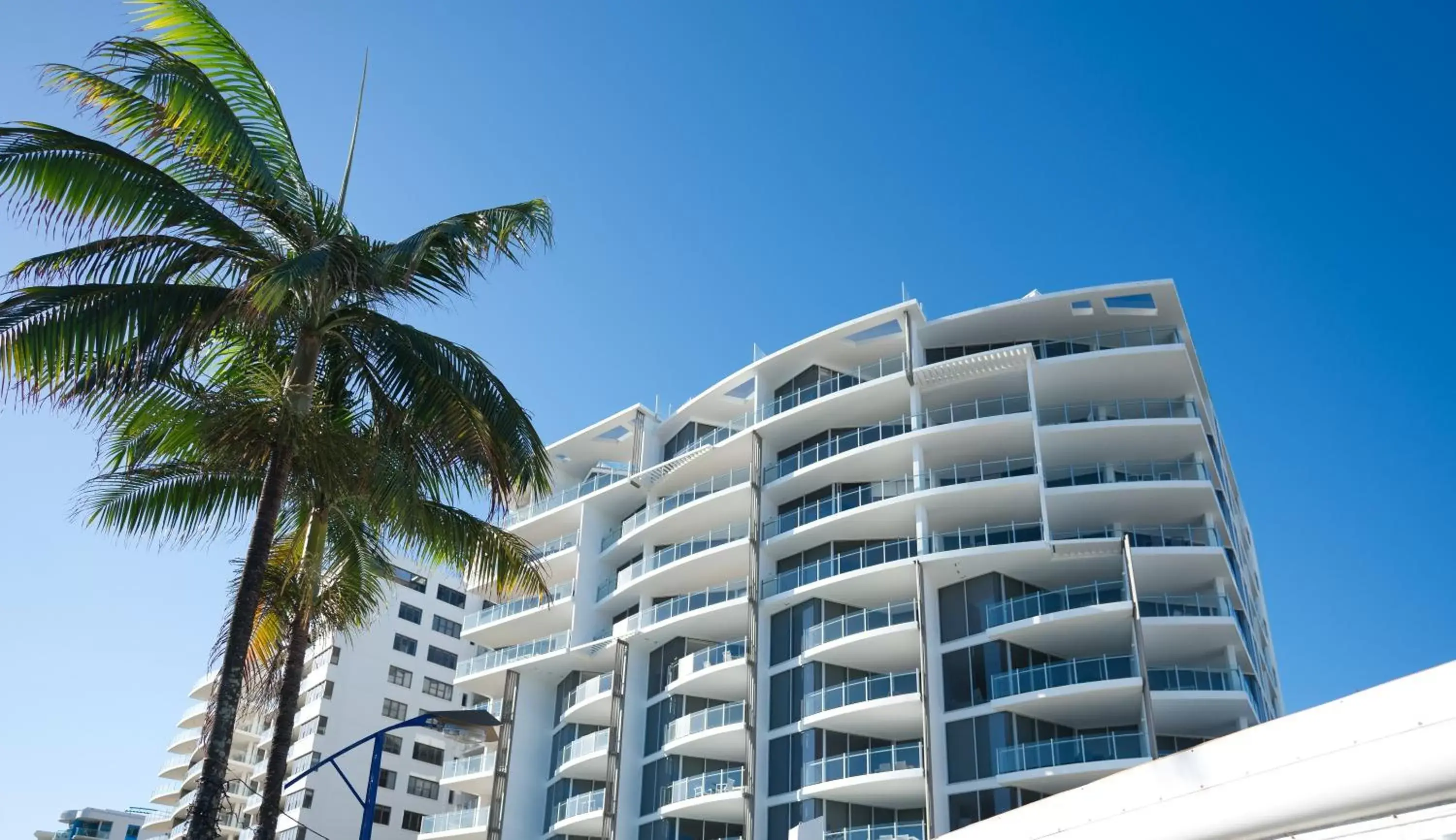 Property building in Oceans Mooloolaba Property building in Oceans Mooloolaba