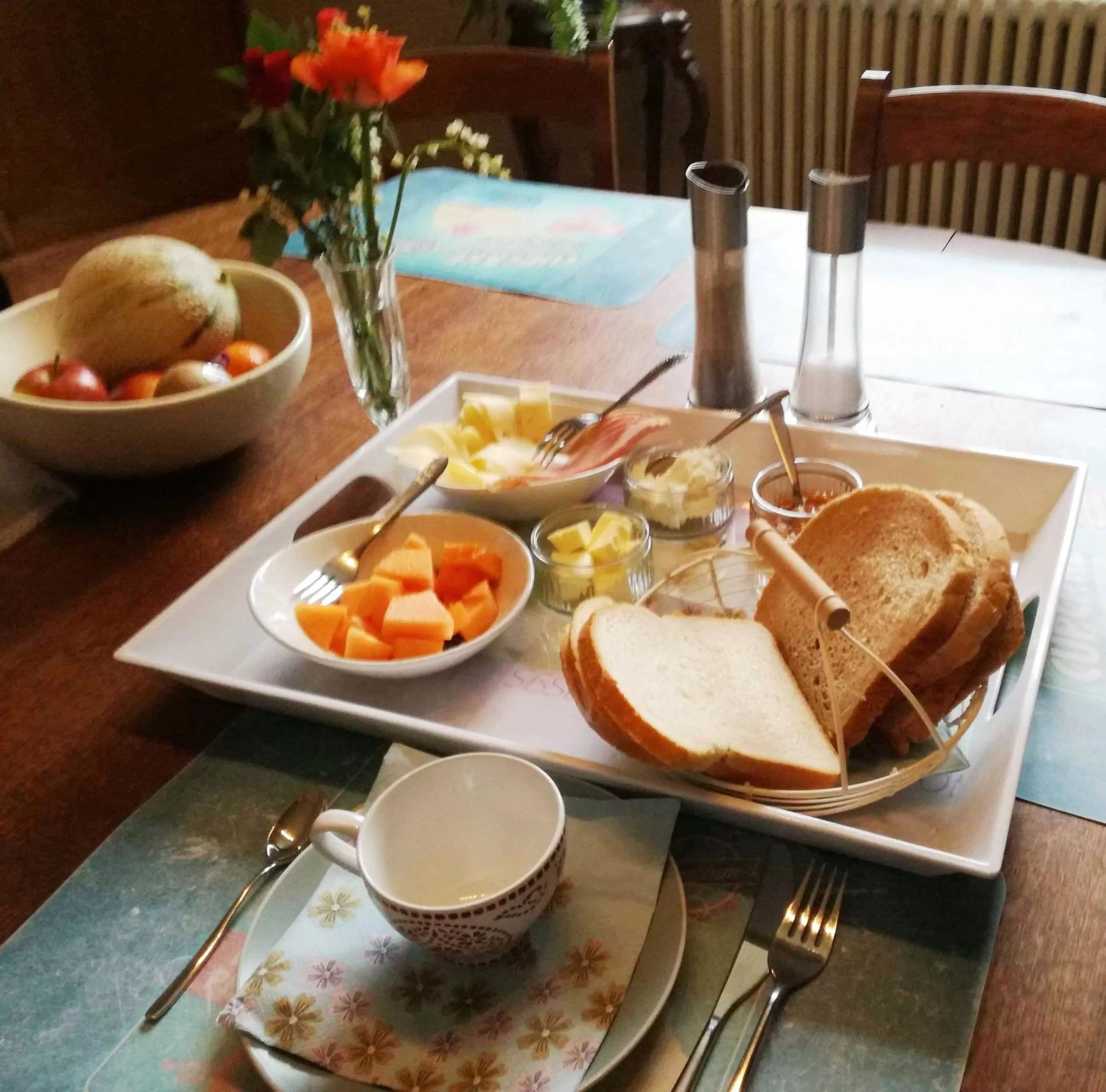 Continental breakfast in B and B Comme chez soi