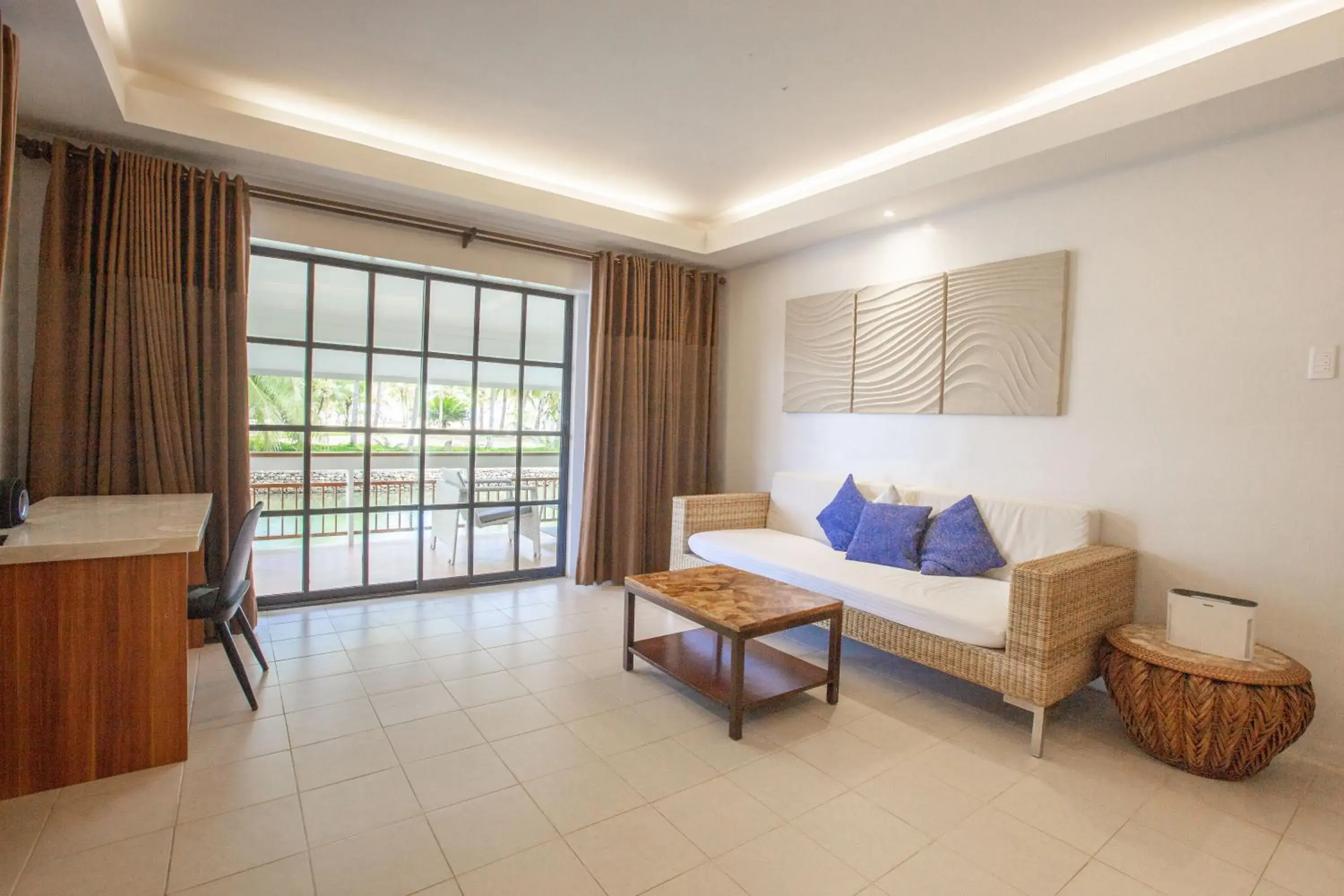 Living room, Seating Area in Golden Sands Destination Resorts