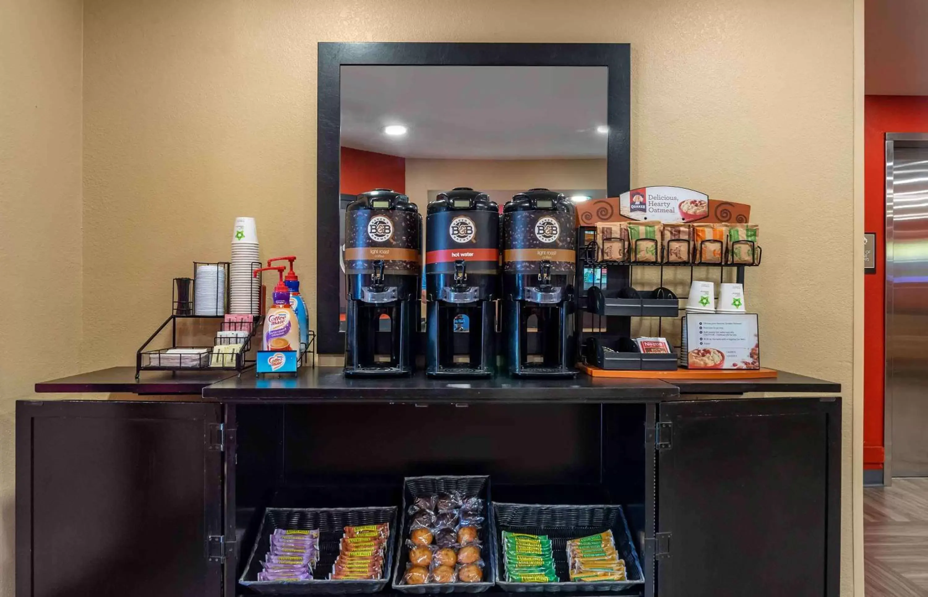 Breakfast in Extended Stay America Suites - St Petersburg - Clearwater - Executive Dr