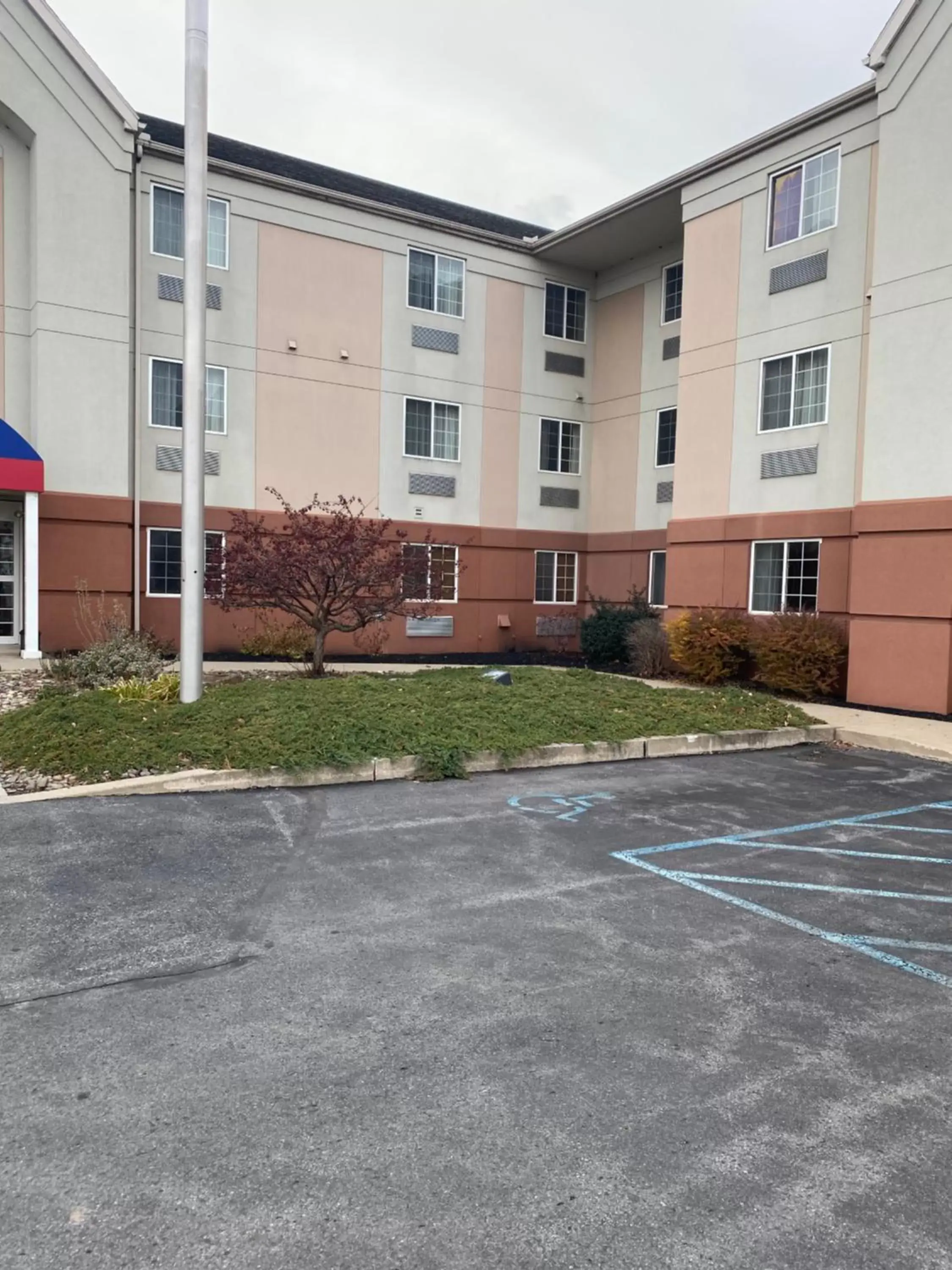 Property building in Candlewood Williamsport by IHG Property building in Candlewood Williamsport by IHG