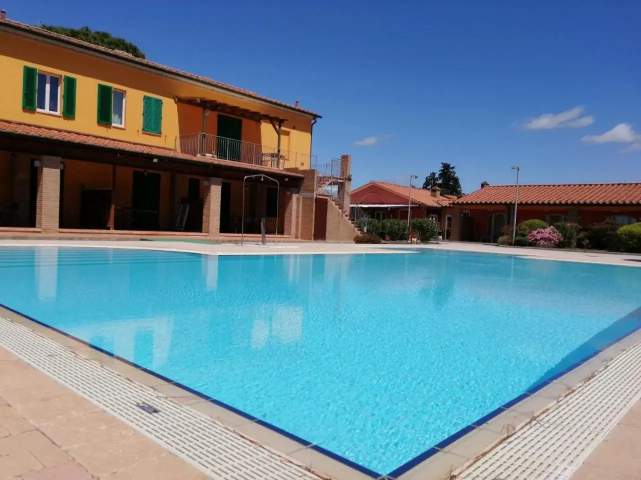 Property building, Swimming Pool in Ombra Verde Residence e B&B