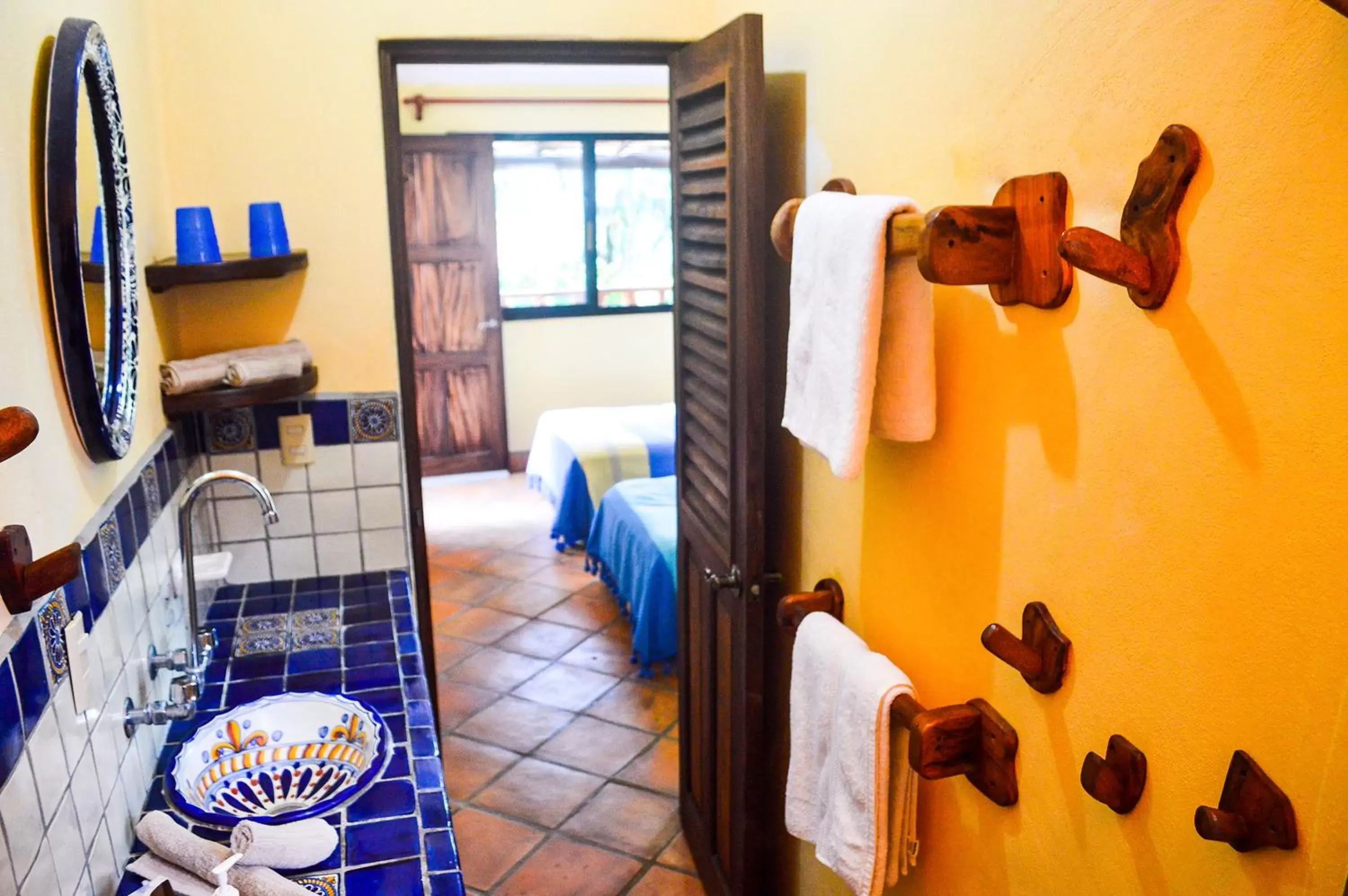 Bathroom in Hotel Casamar Suites