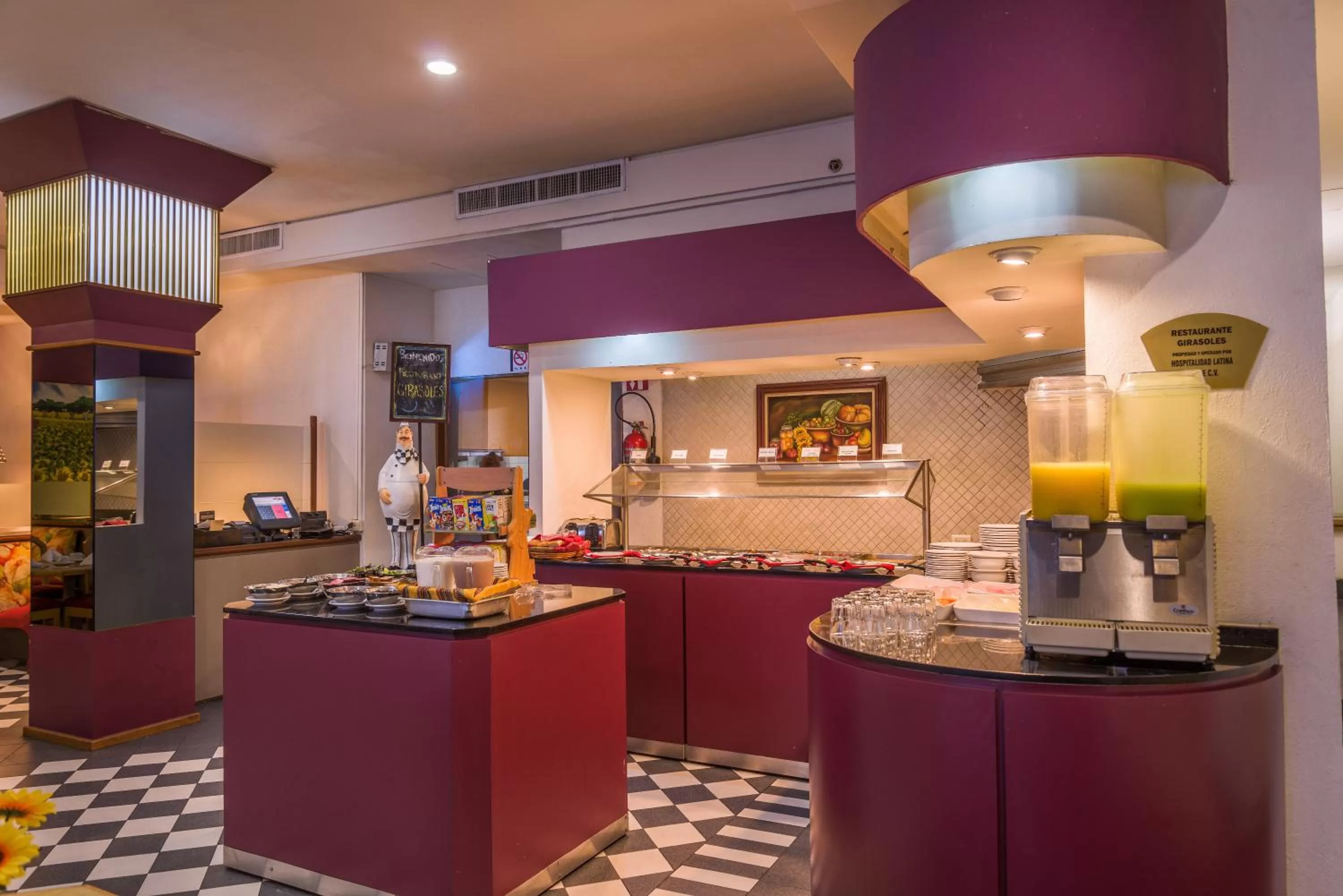 Restaurant/places to eat in Ramada Hola Culiacan