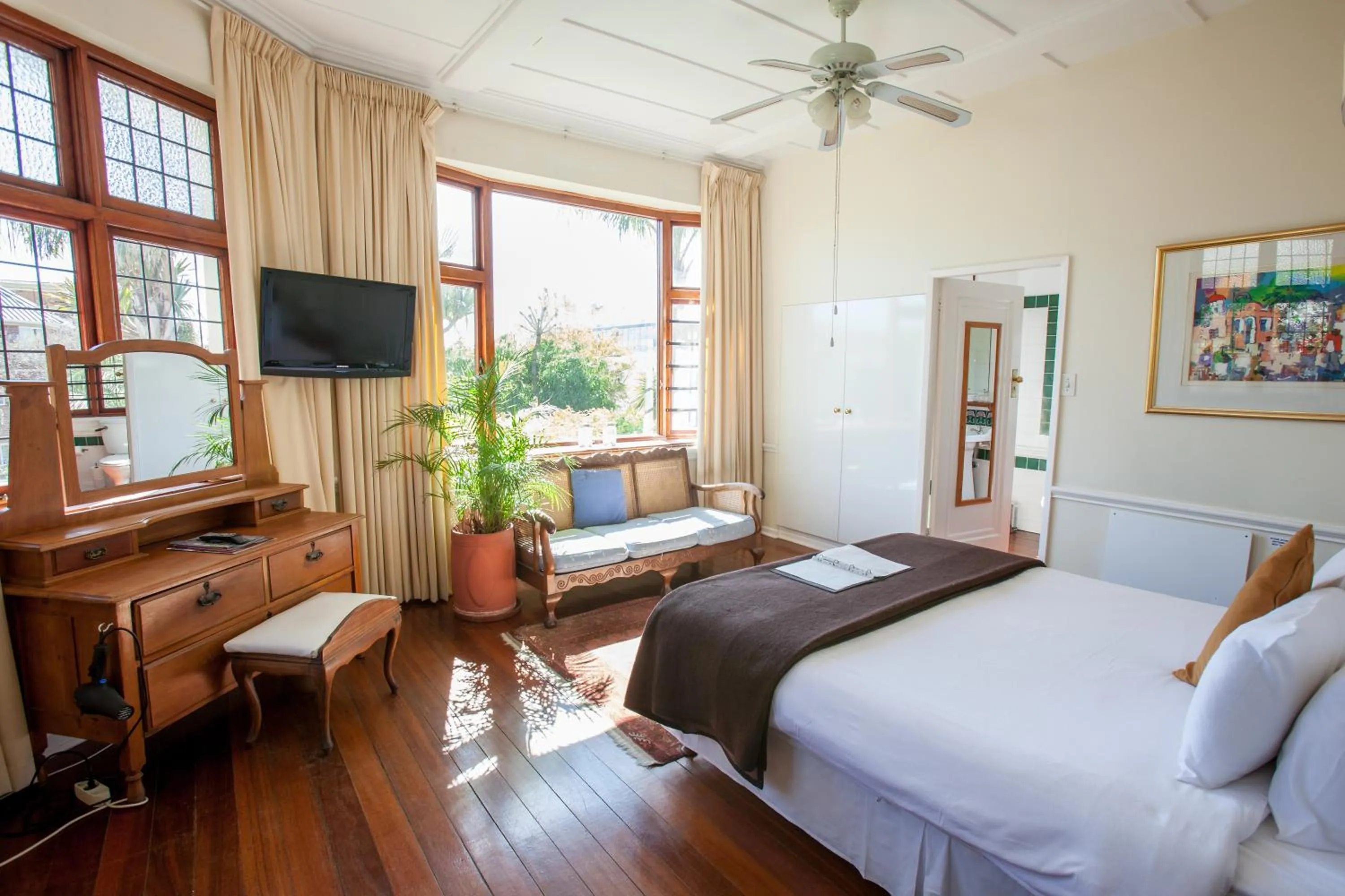 Bed in Brenwin Guest House