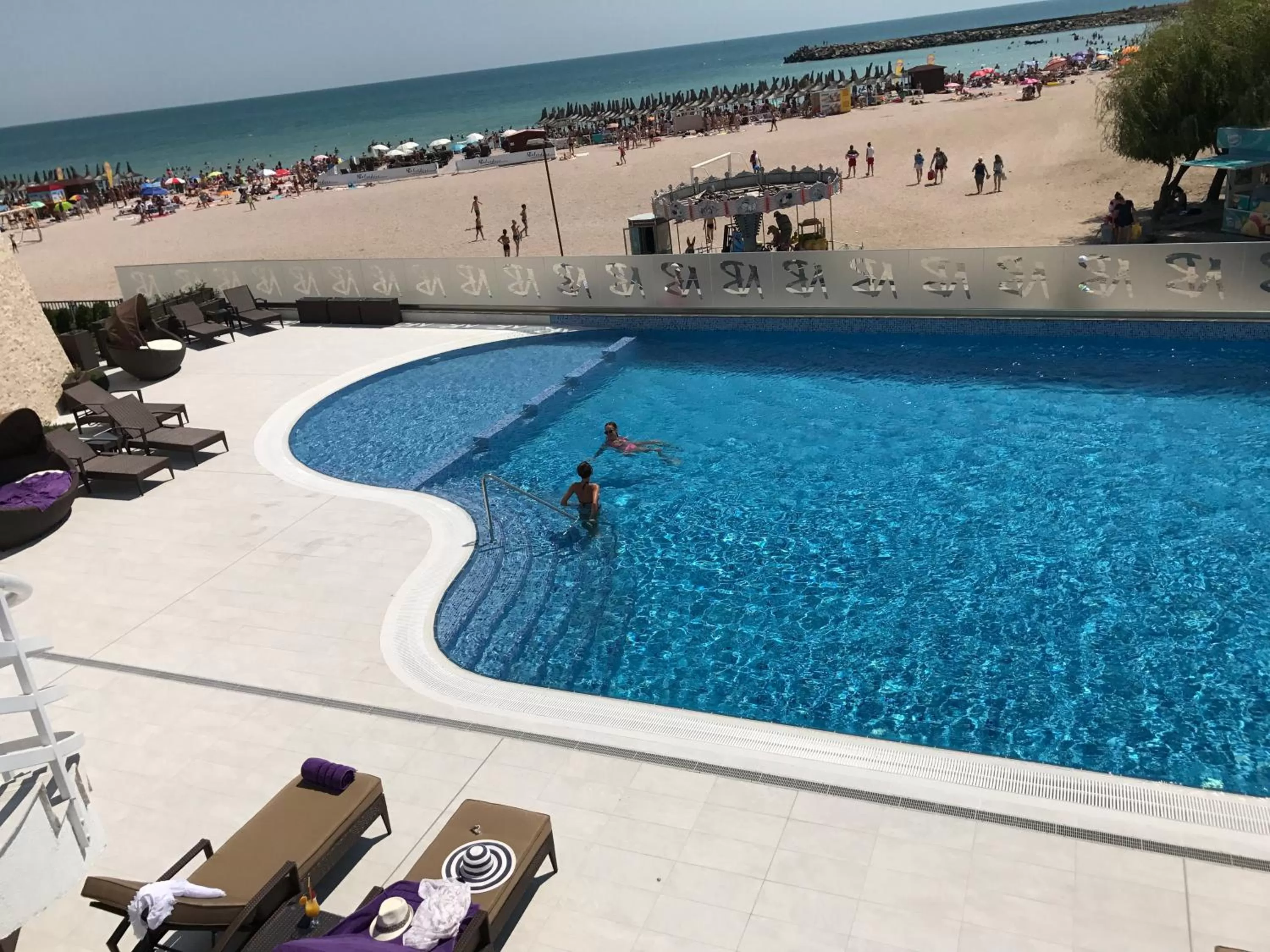 Pool view in New Belvedere