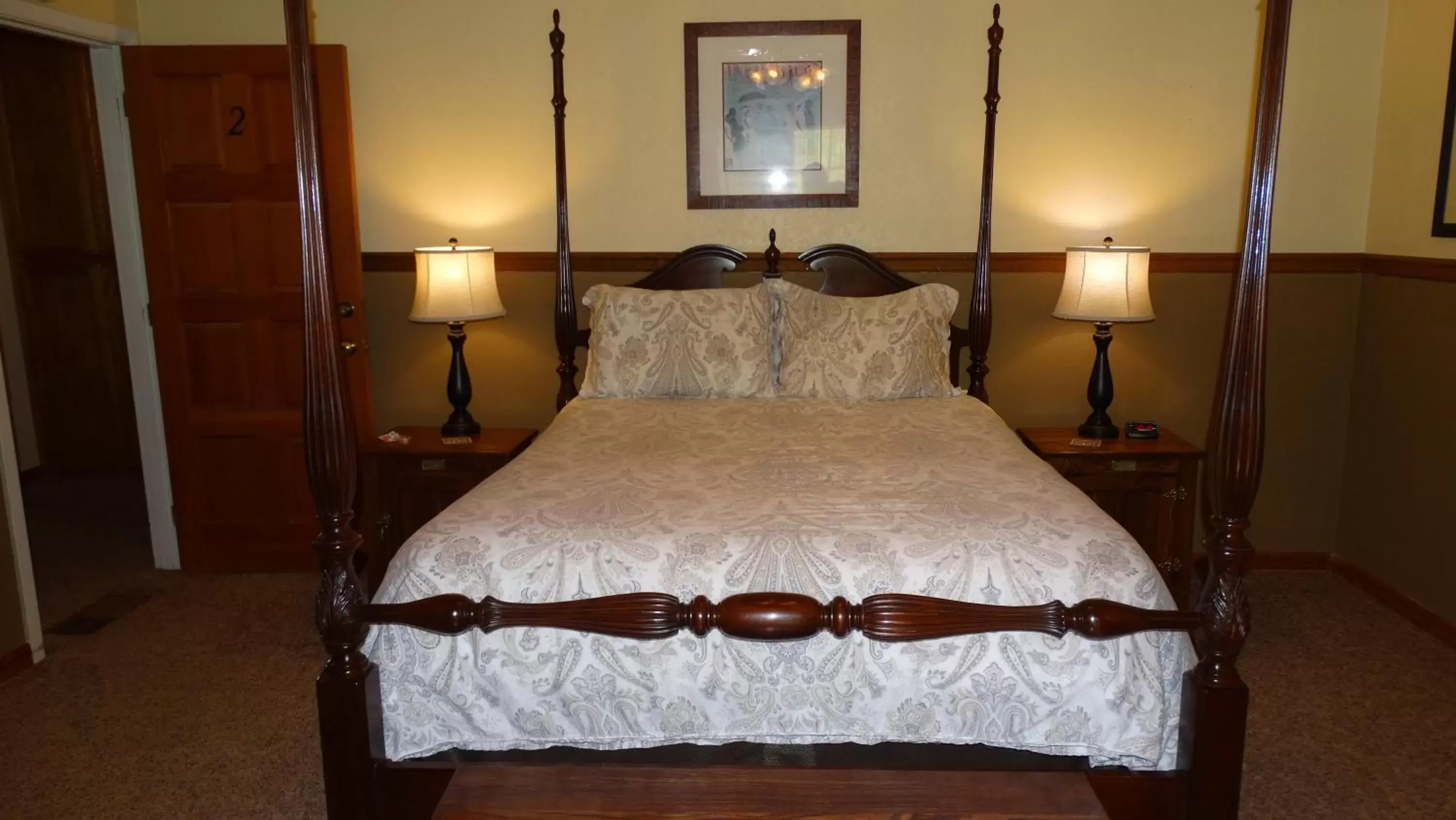 Bed in Berkshire Inn