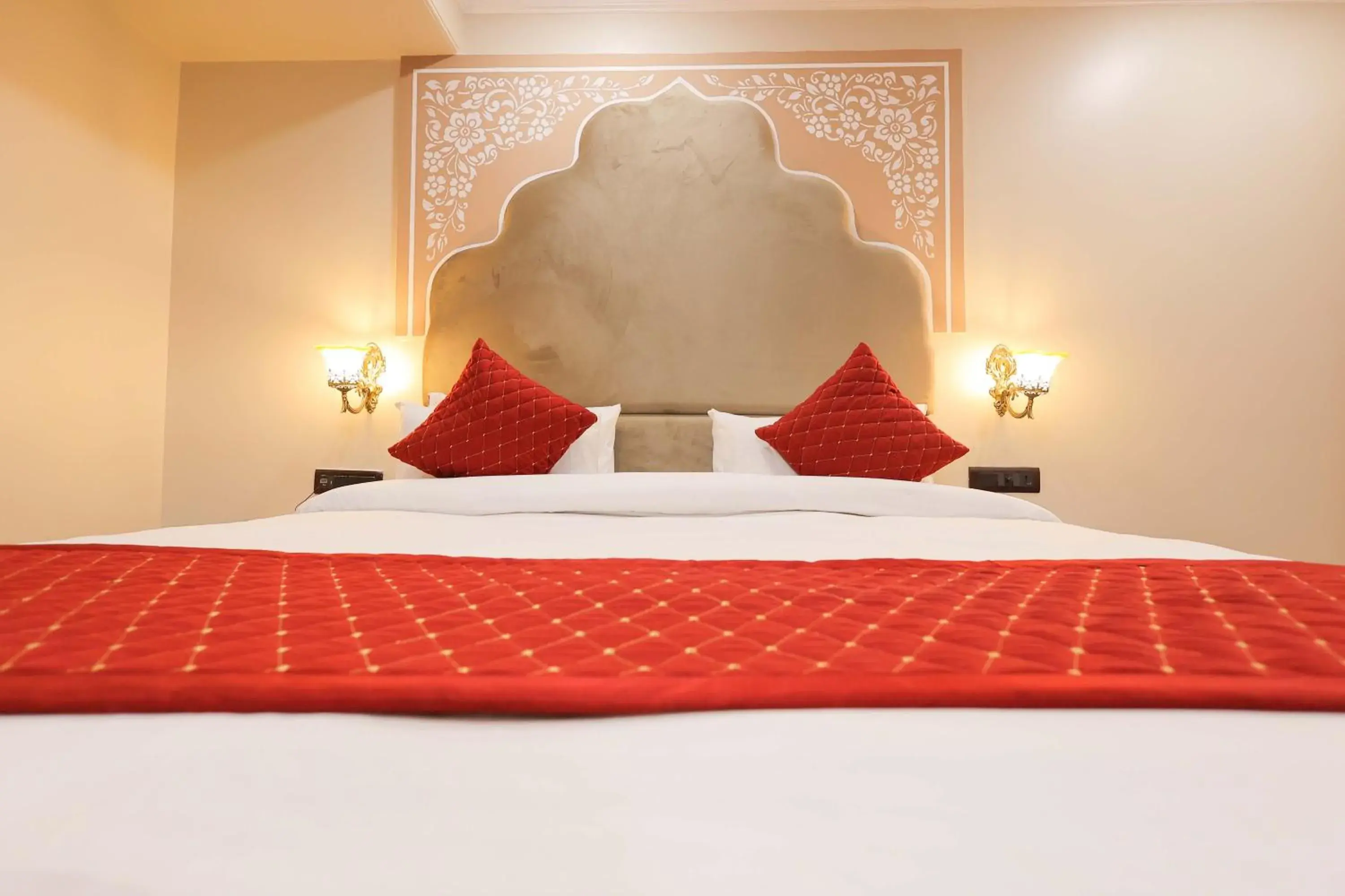 Bed in Hotel Ganga Ratan