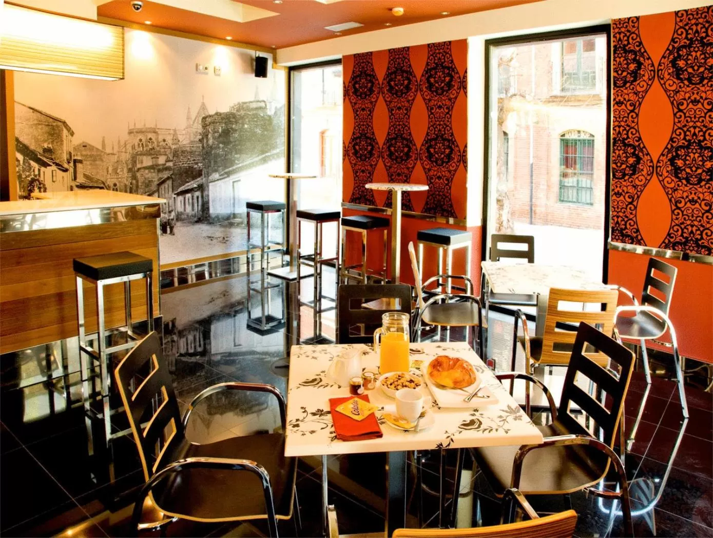 Restaurant/places to eat in Hotel Spa QH Centro León