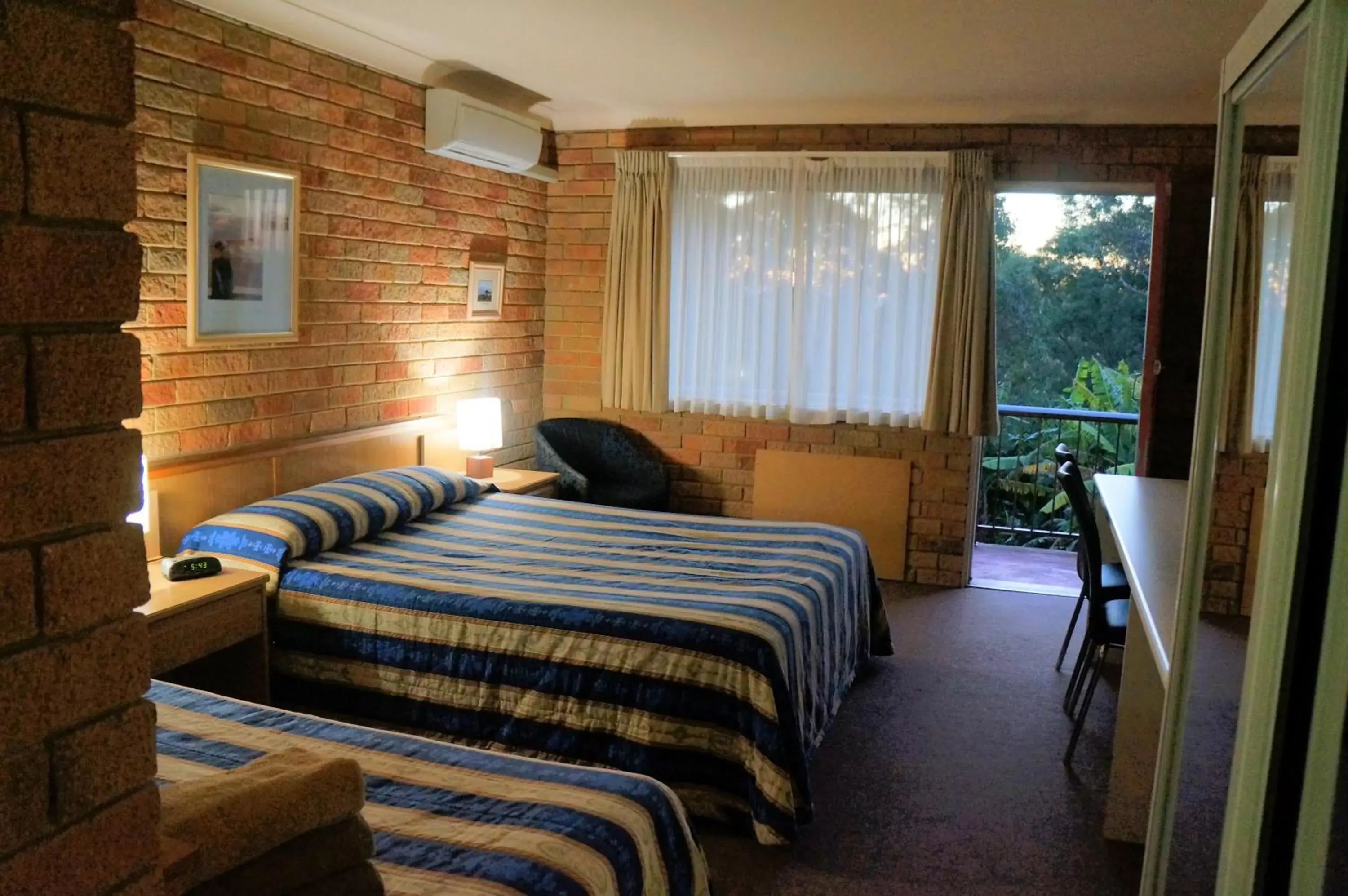 Bedroom, Bed in Panorama Motor Inn