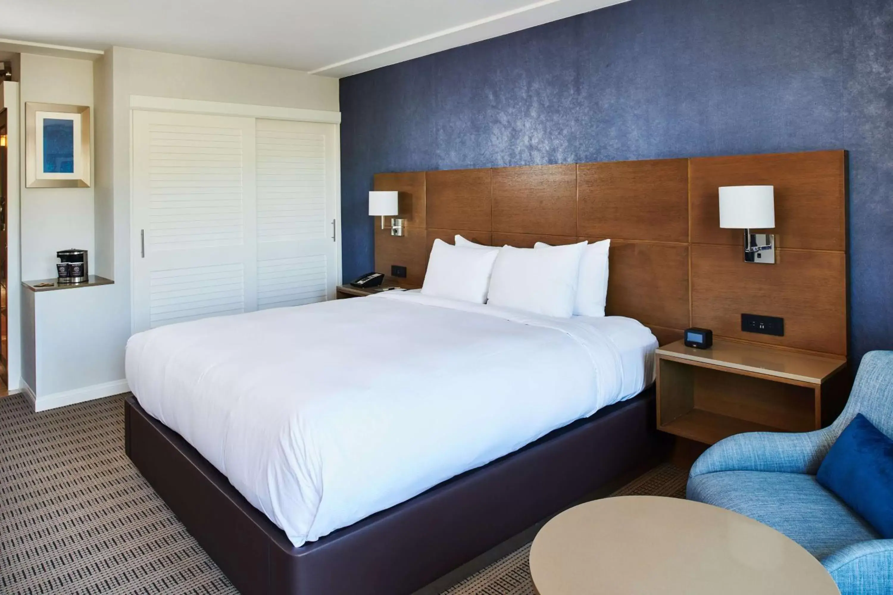 Bed in DoubleTree by Hilton Torrance - South Bay