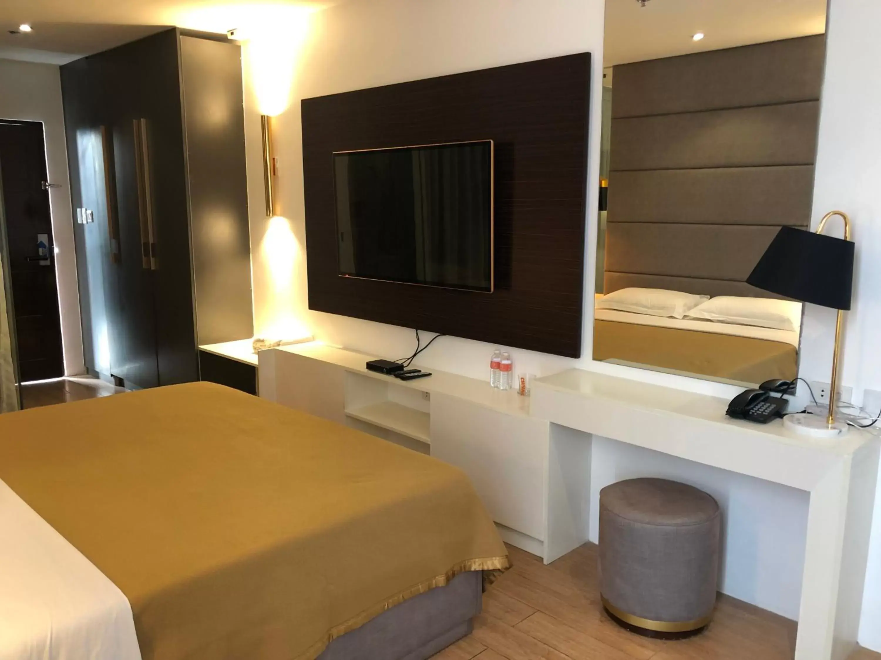 Bed in Apollonia Royale Hotel Bed in Apollonia Royale Hotel