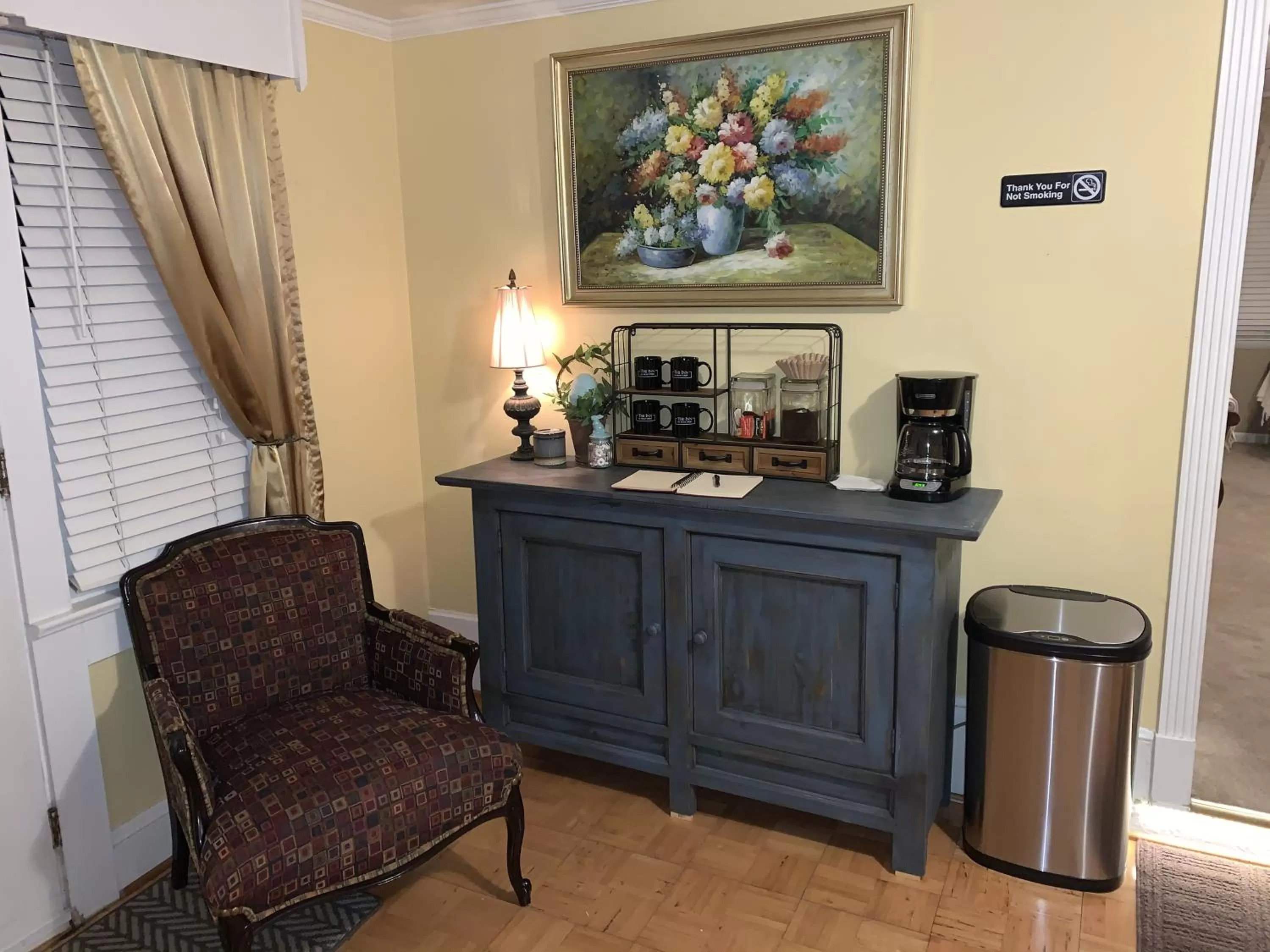 Coffee/tea facilities in The Inn on Front Street