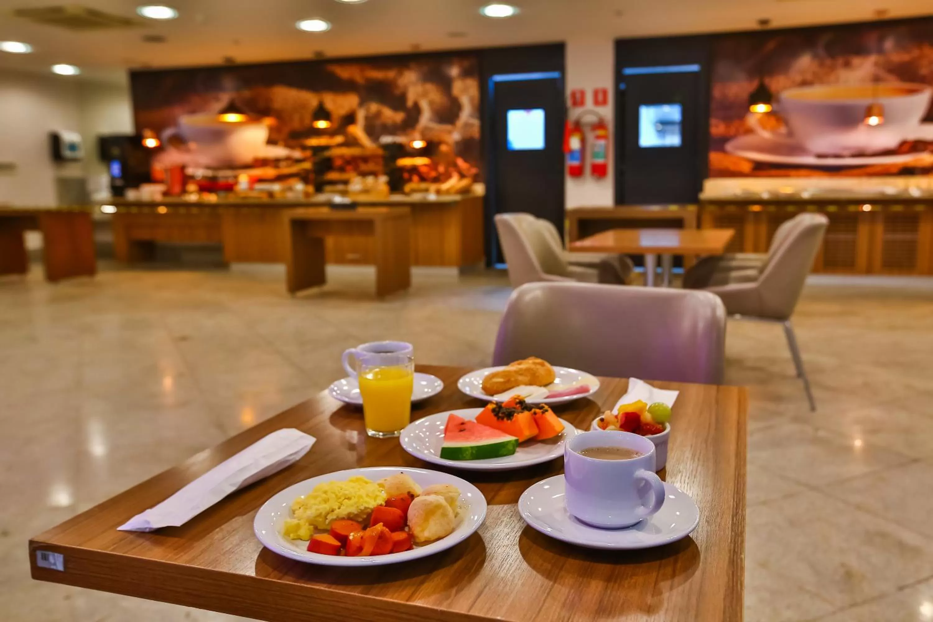 Restaurant/places to eat in ibis Copacabana Posto 2