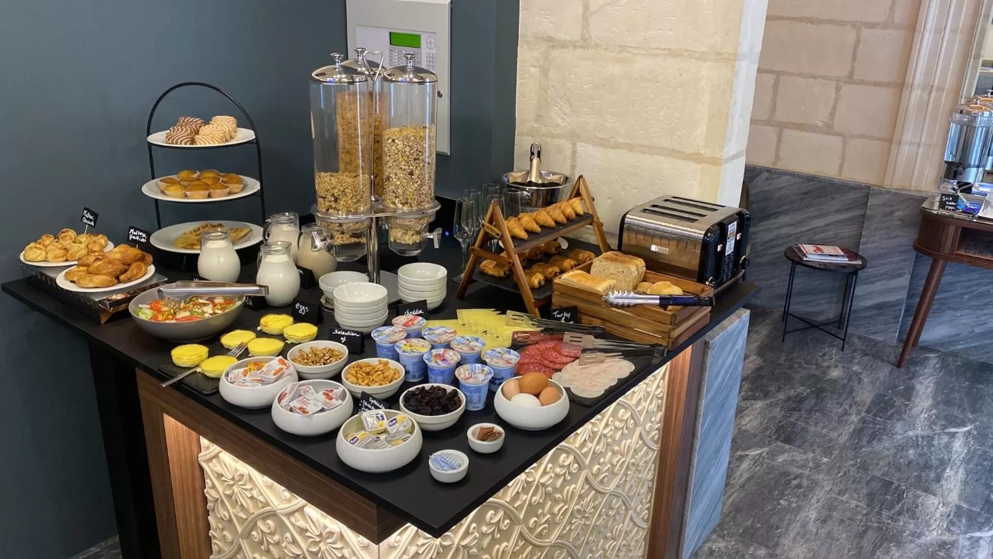 Breakfast in Marea Boutique Hotels