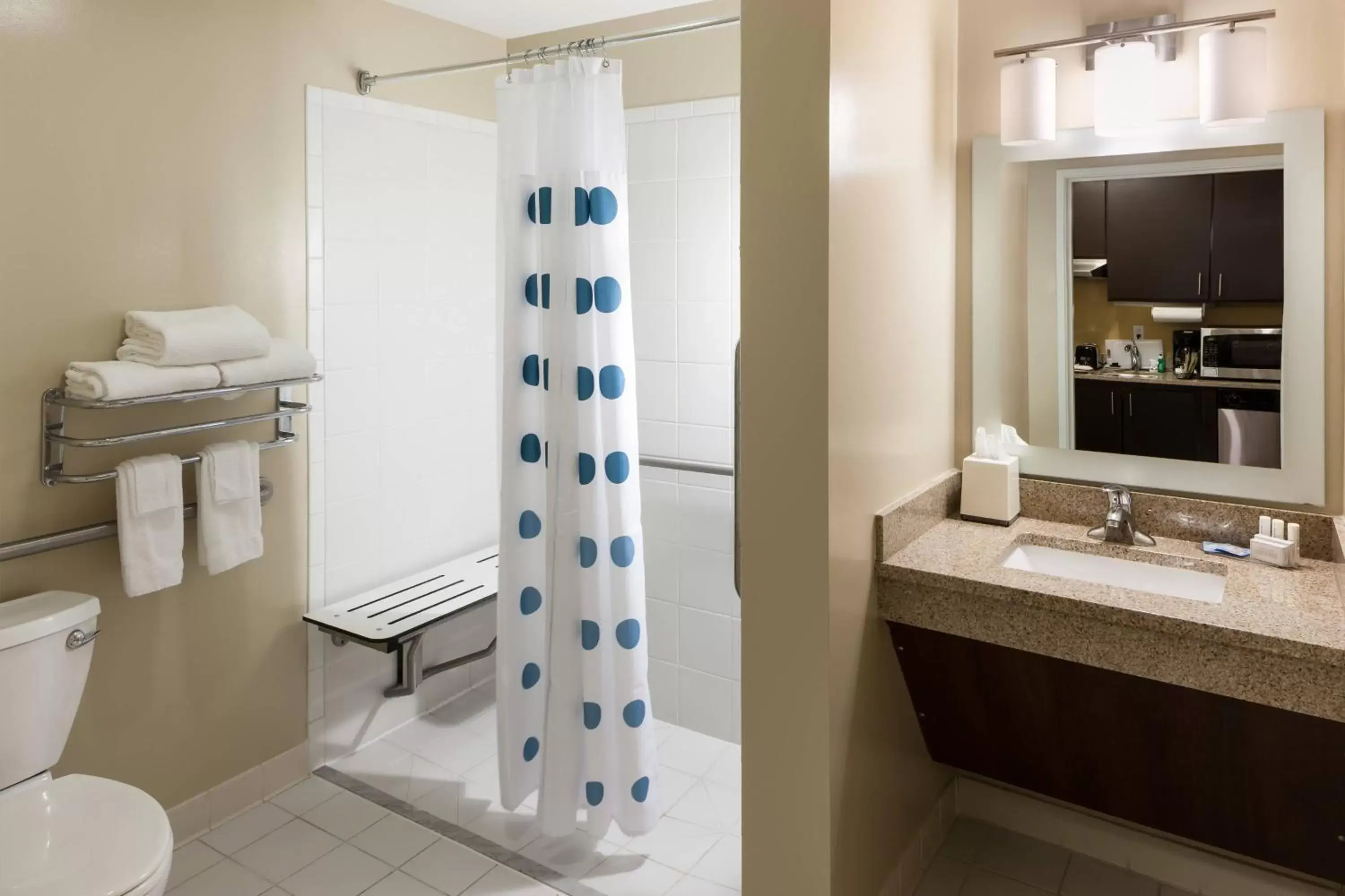 Bathroom in TownePlace Suites by Marriott Little Rock West