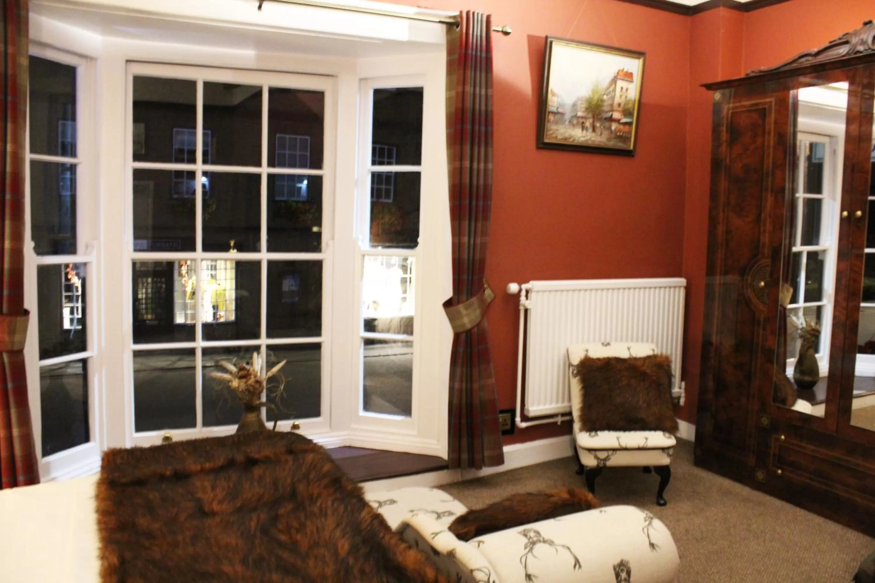 Seating area in The Lion Hotel