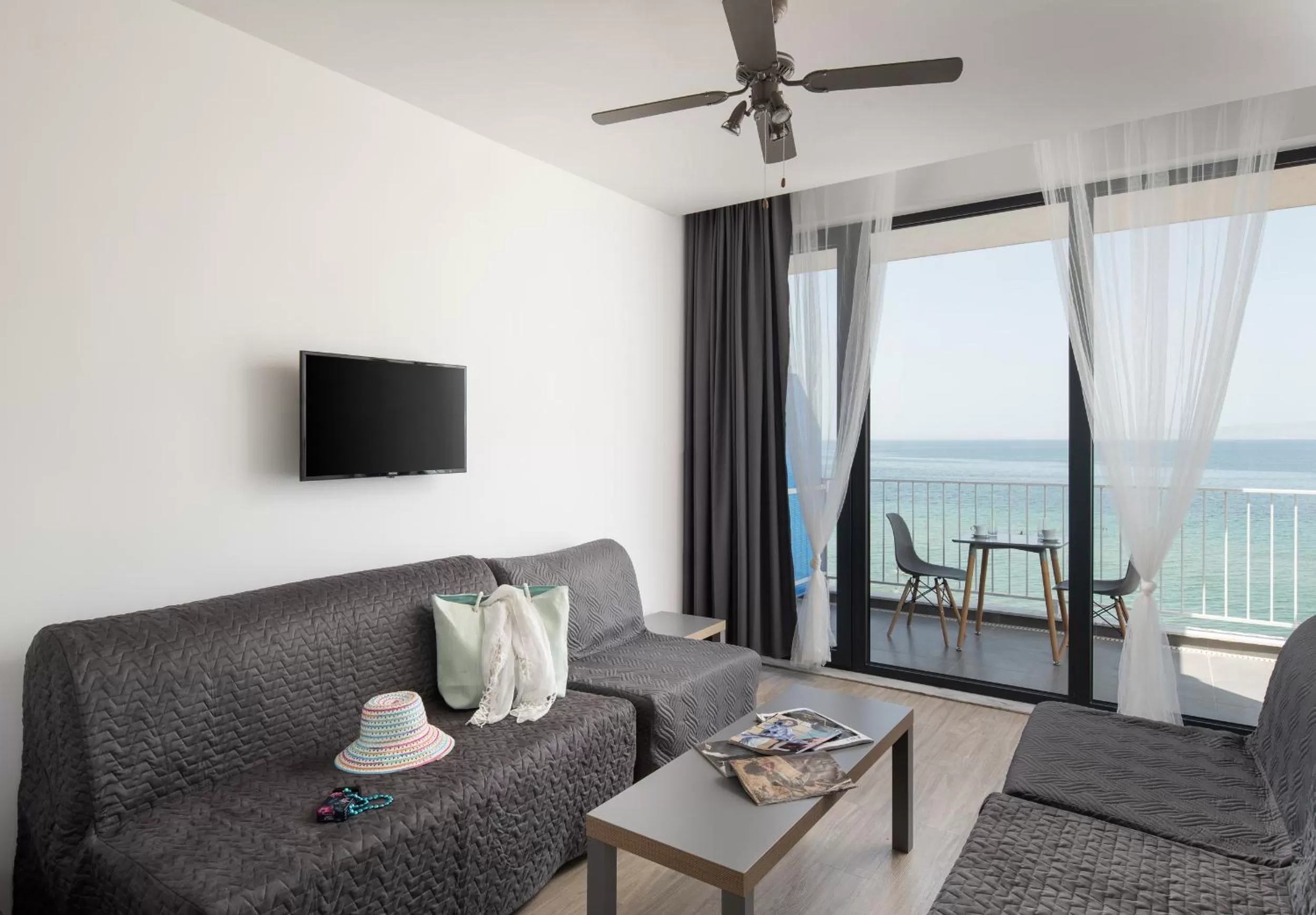 Living room in Grand Dodo's Triada Seaview Studios