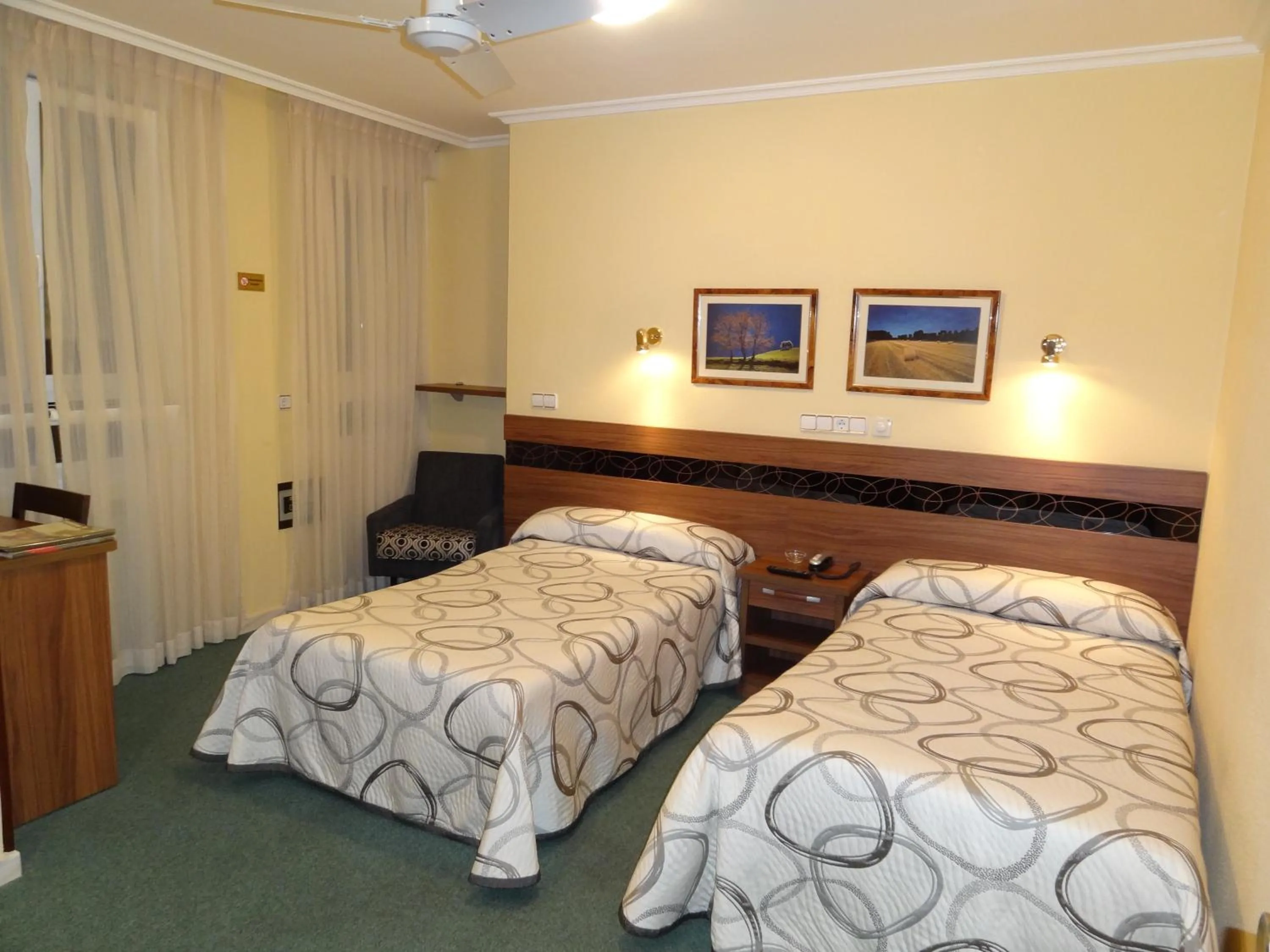 Bed in Hotel Castilla