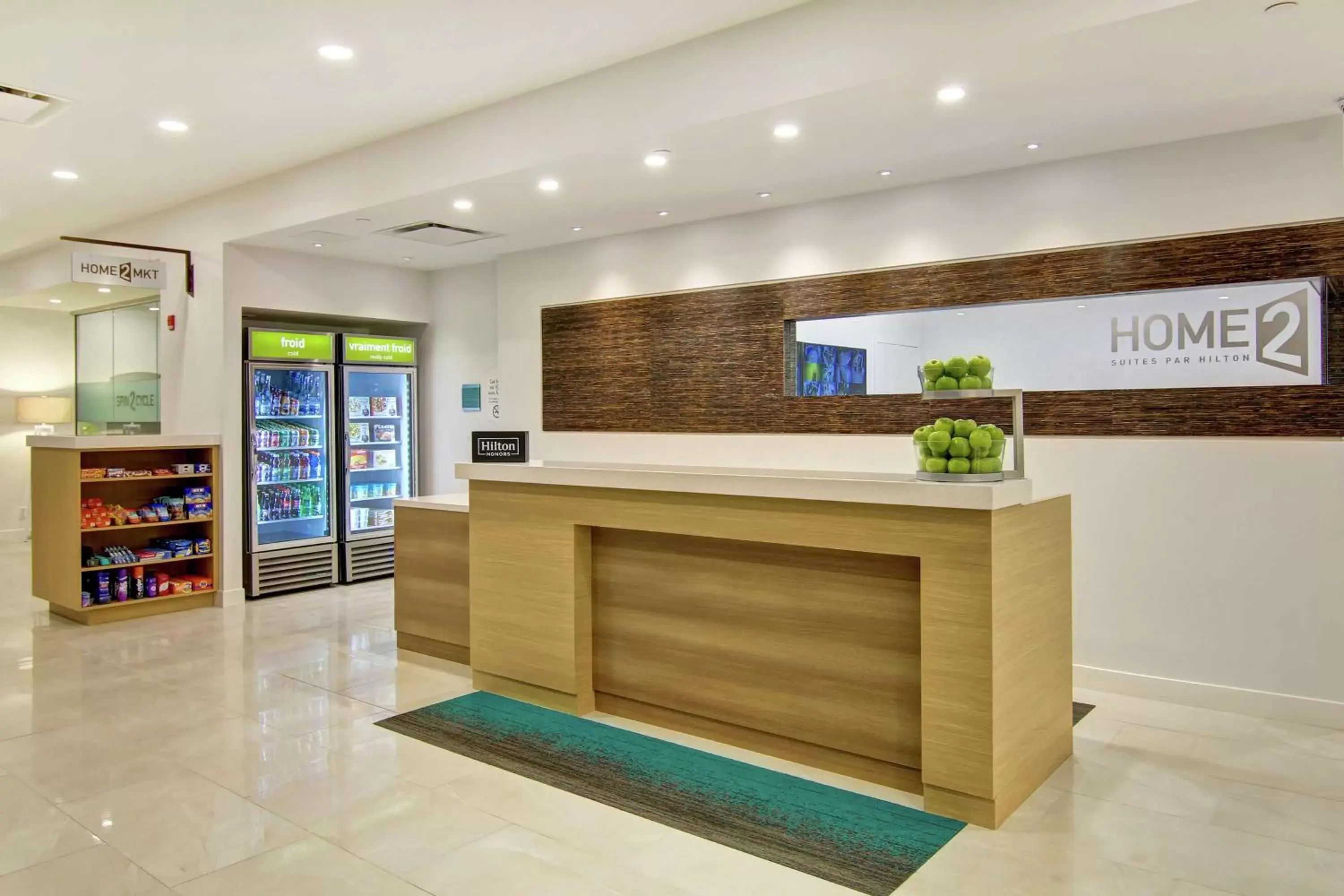 Dining area, Lobby/Reception in Home2 Suites By Hilton Montreal Dorval