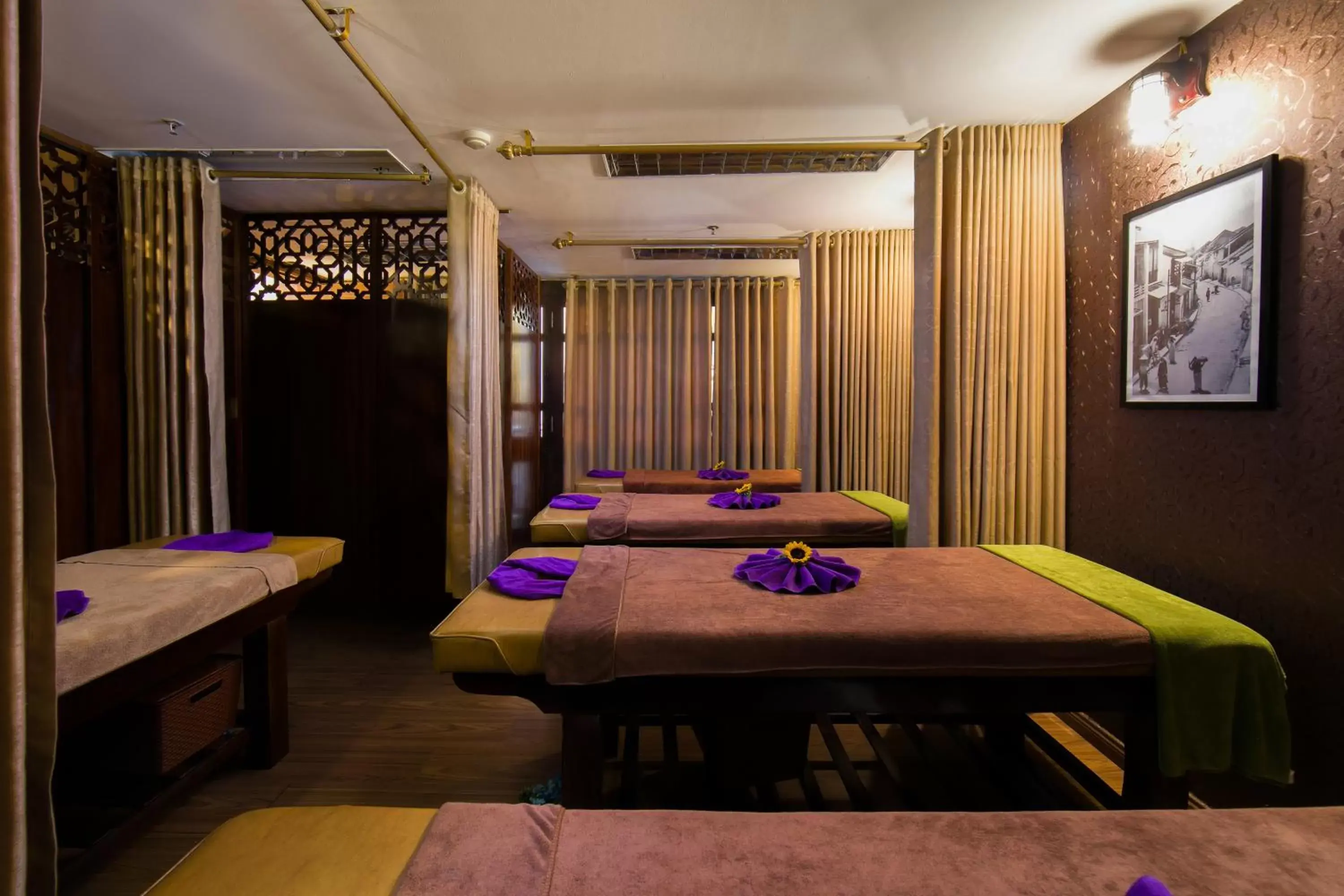 Massage in Hanoi Nostalgia Hotel & Spa