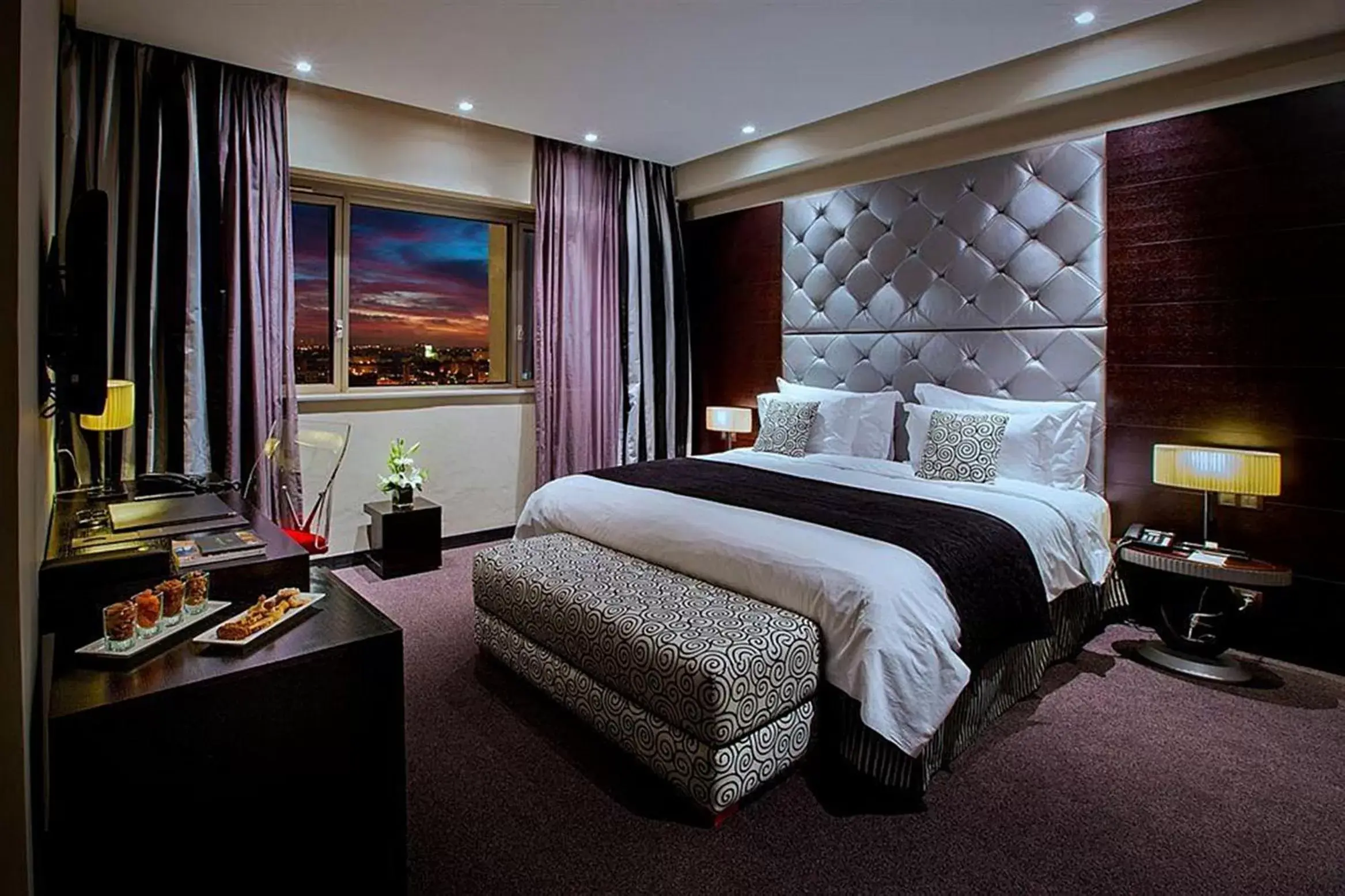 Photo of the whole room, Bed in Mövenpick Hotel Casablanca