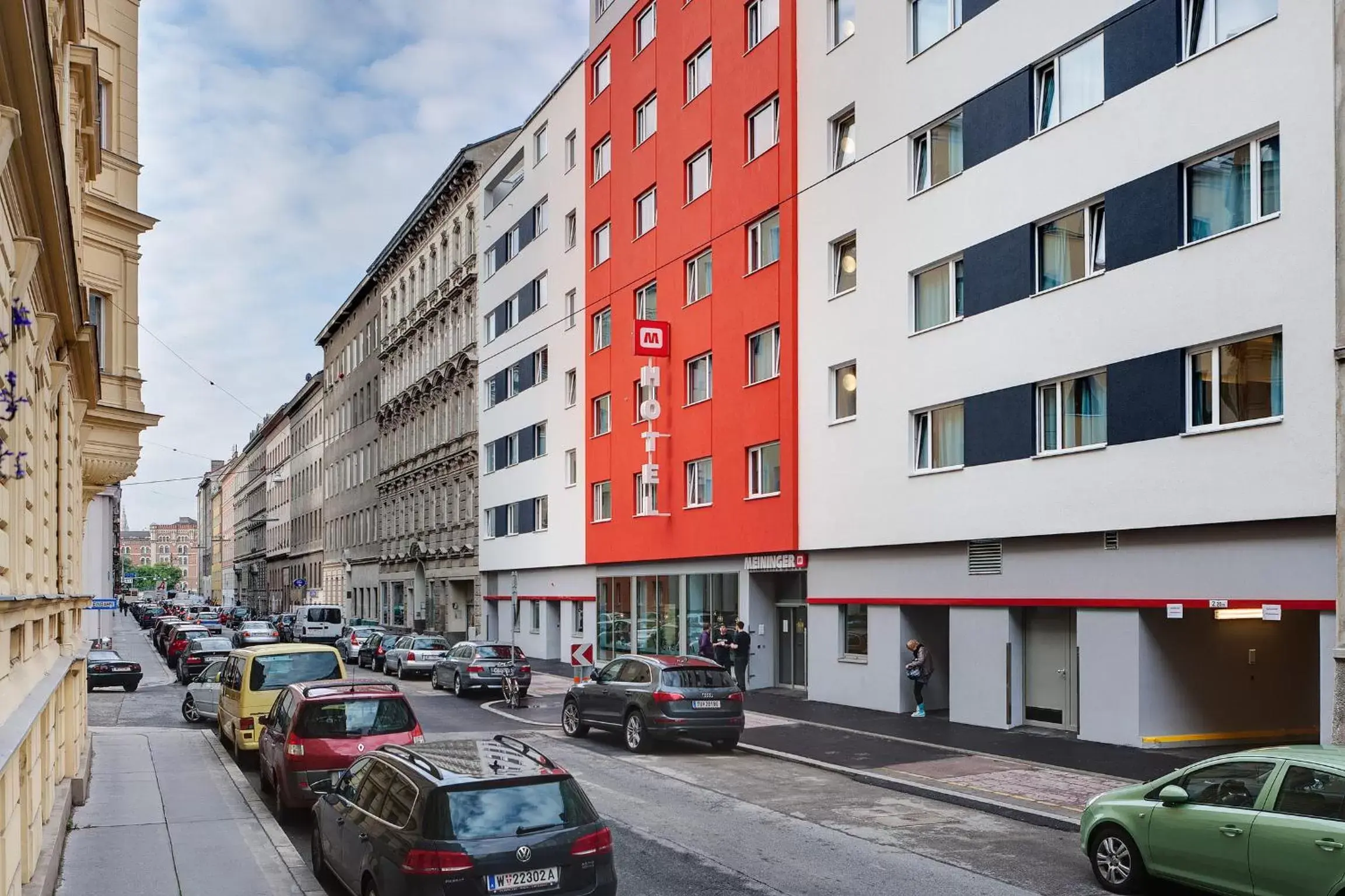 Facade/entrance in MEININGER Hotel Wien Downtown Franz