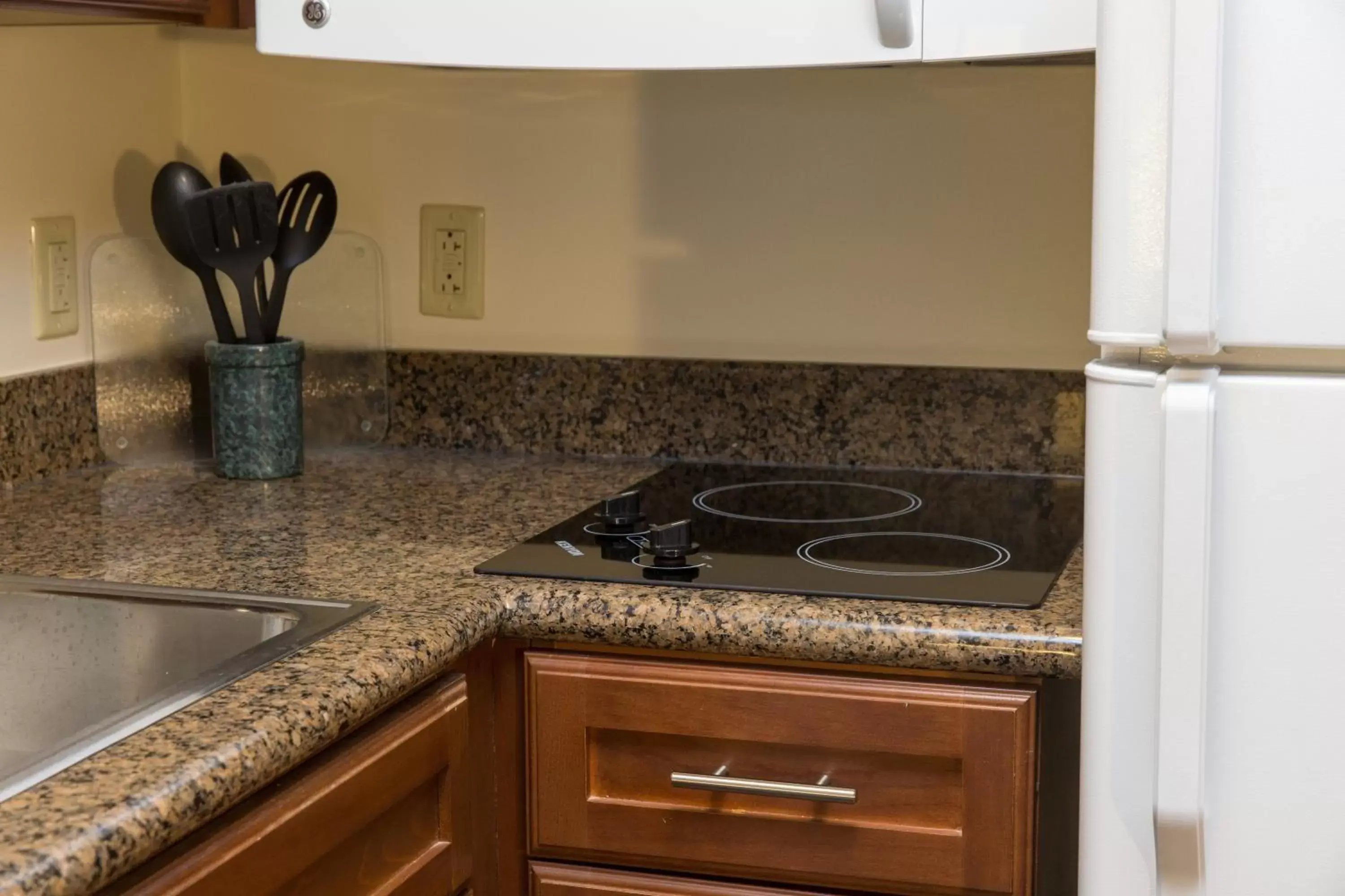 Photo of the whole room in Staybridge Suites - Columbus Polaris by IHG Photo of the whole room in Staybridge Suites - Columbus Polaris by IHG