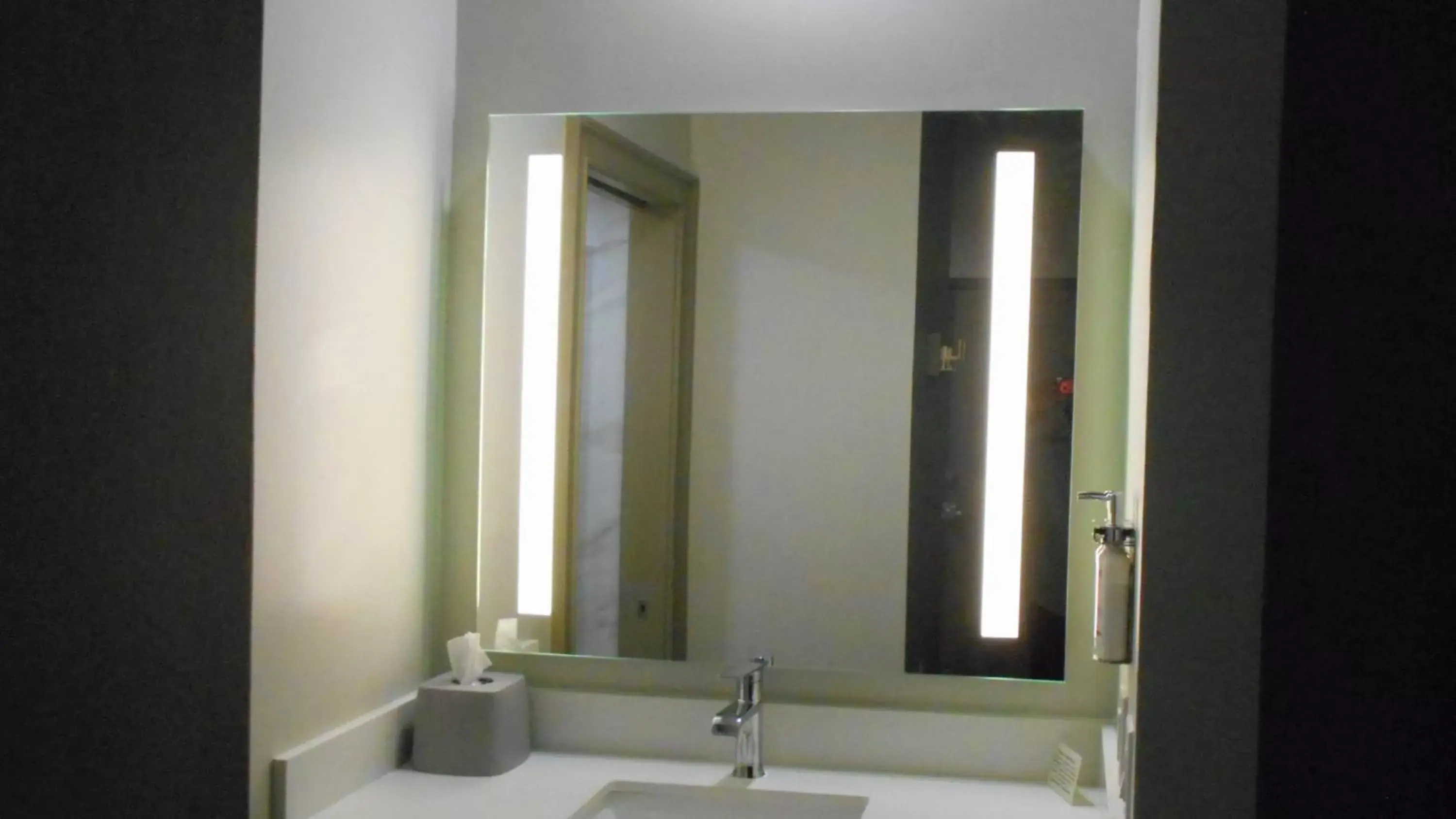 Photo of the whole room, Bathroom in Holiday Inn Express St Augustine Dtwn - Historic, an IHG Hotel