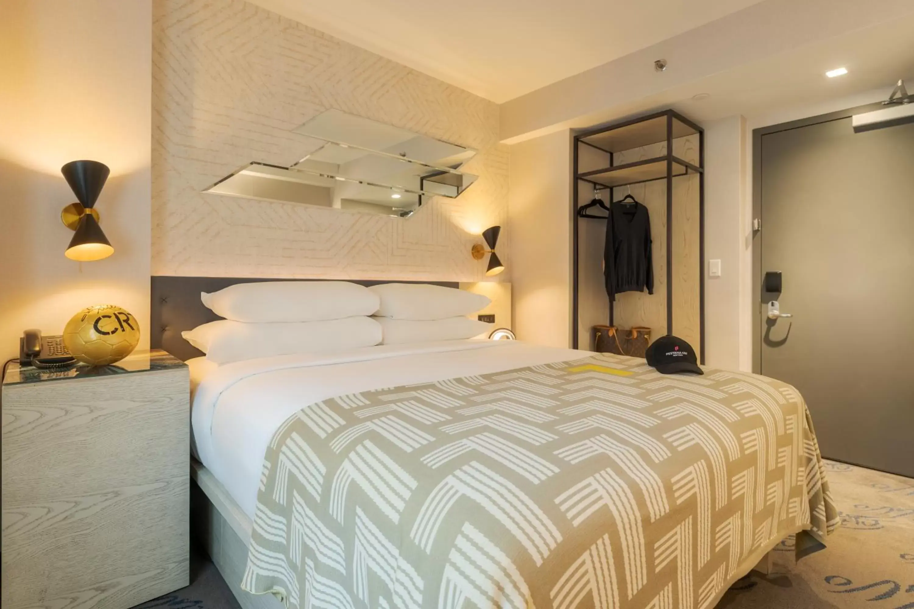 Photo of the whole room, Bed in Pestana CR7 Times Square