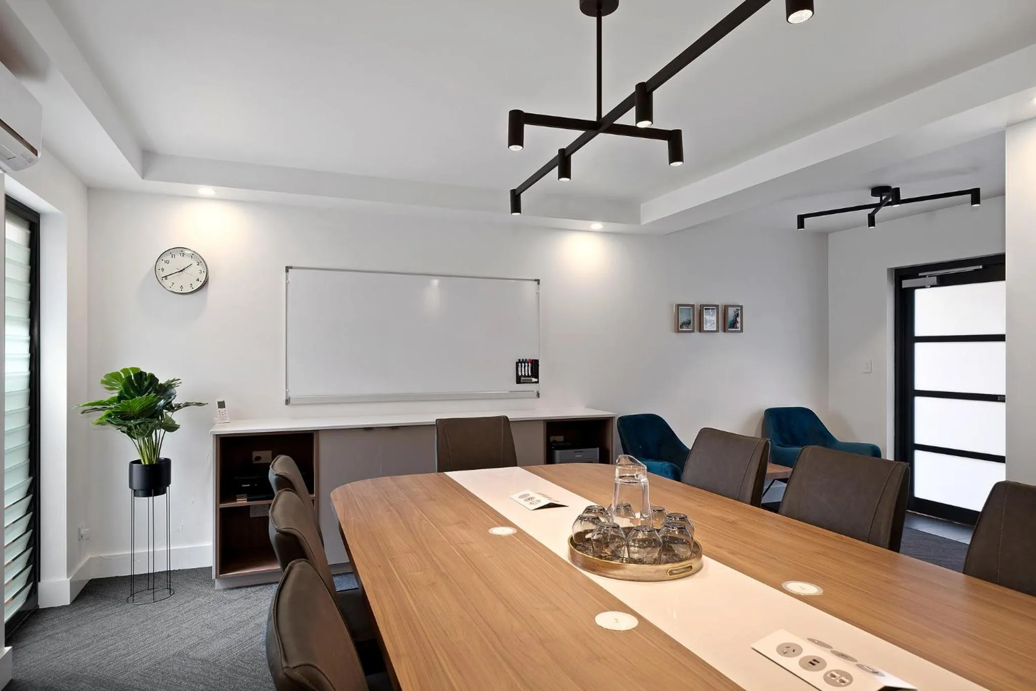 Meeting/conference room in Bluegum Dubbo
