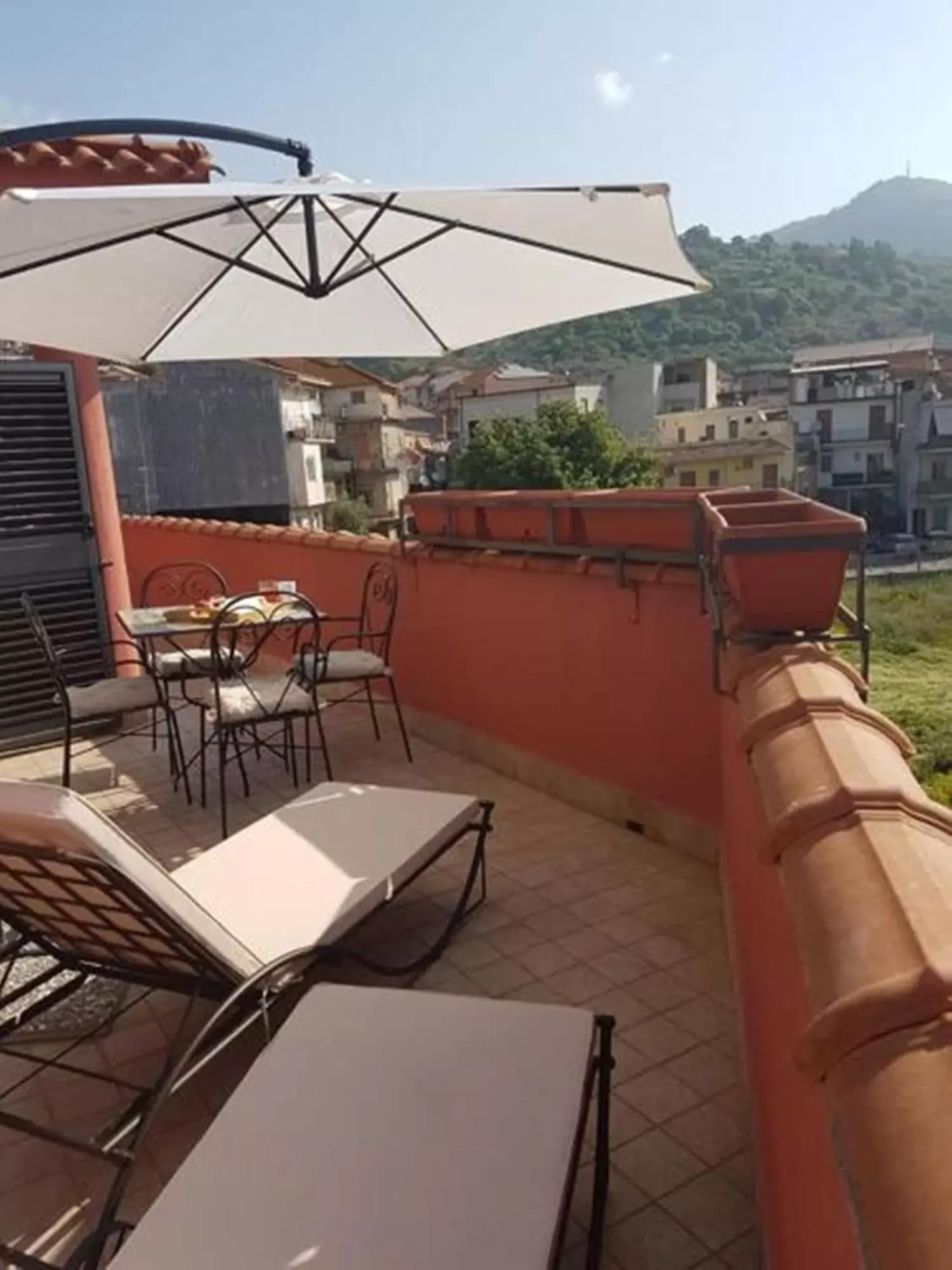 Property building, Balcony/Terrace in La Porta dell'Alcantara